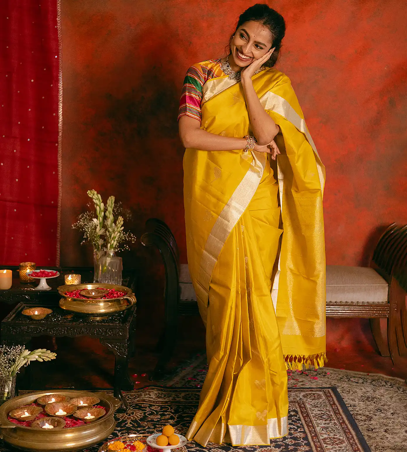 yellow-kanchipuram-silk-saree-d11136968-b
