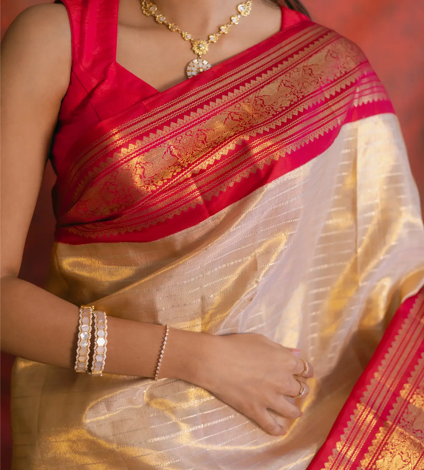 creme-kanchipuram-silk-saree-d10134205-c