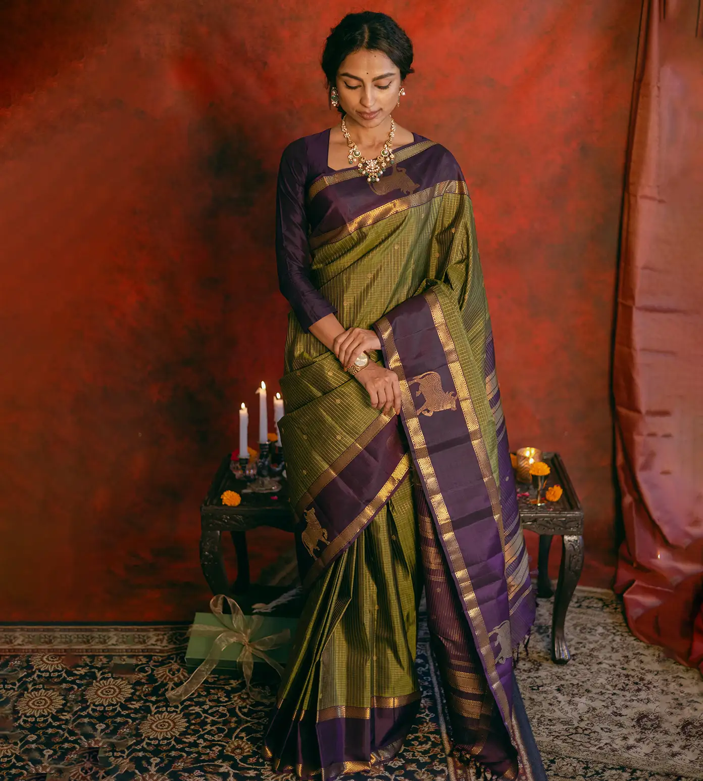 green-kanchipuram-silk-saree-d10132277-b
