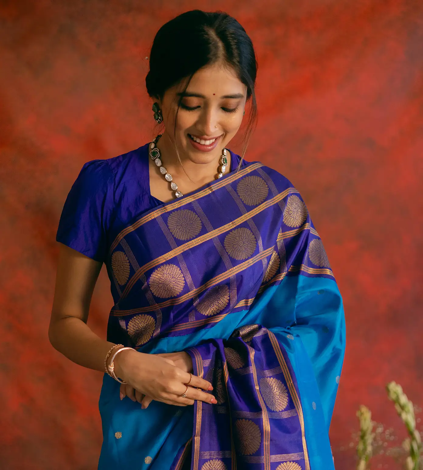 blue-kanchipuram-silk-saree-d11135792-a