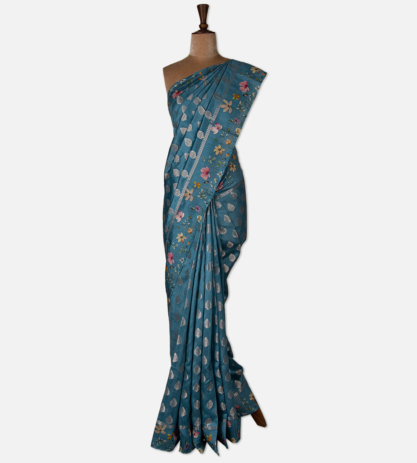 blue-chaniya-silk-saree-d11136862-b