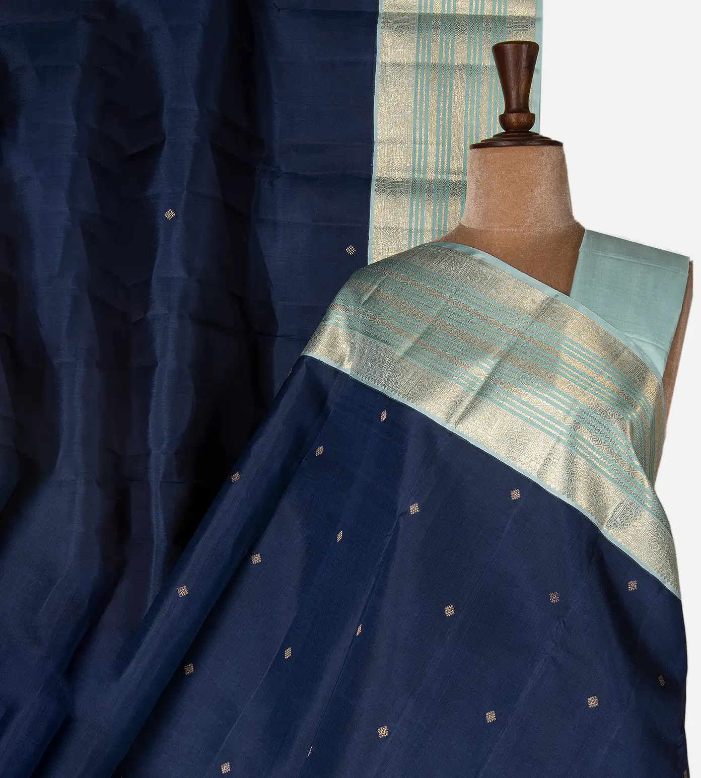 blue-kanchipuram-silk-saree-d11135824-a