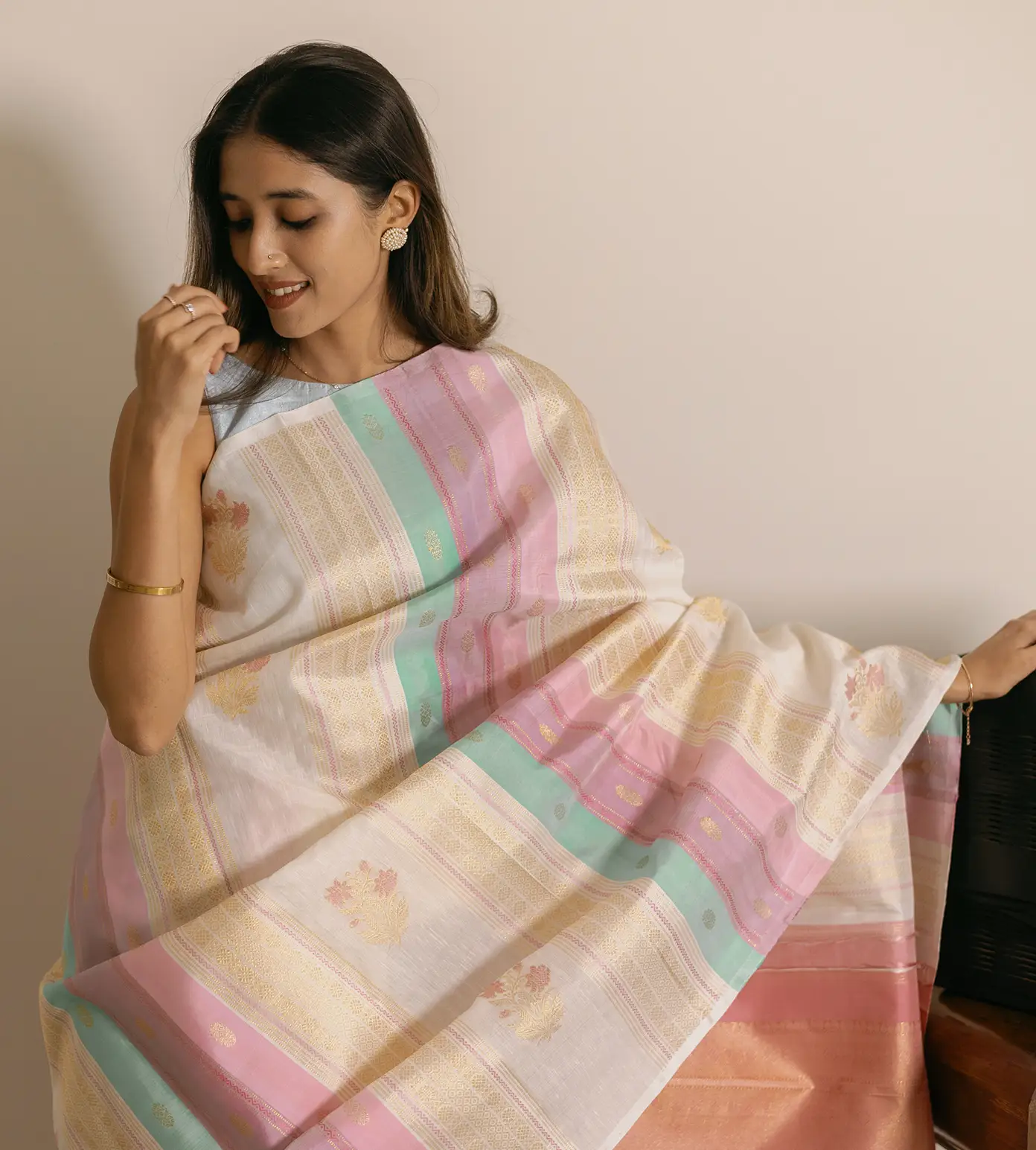 multicolour-linen-kanchipuram-silk-saree-d11137969-a