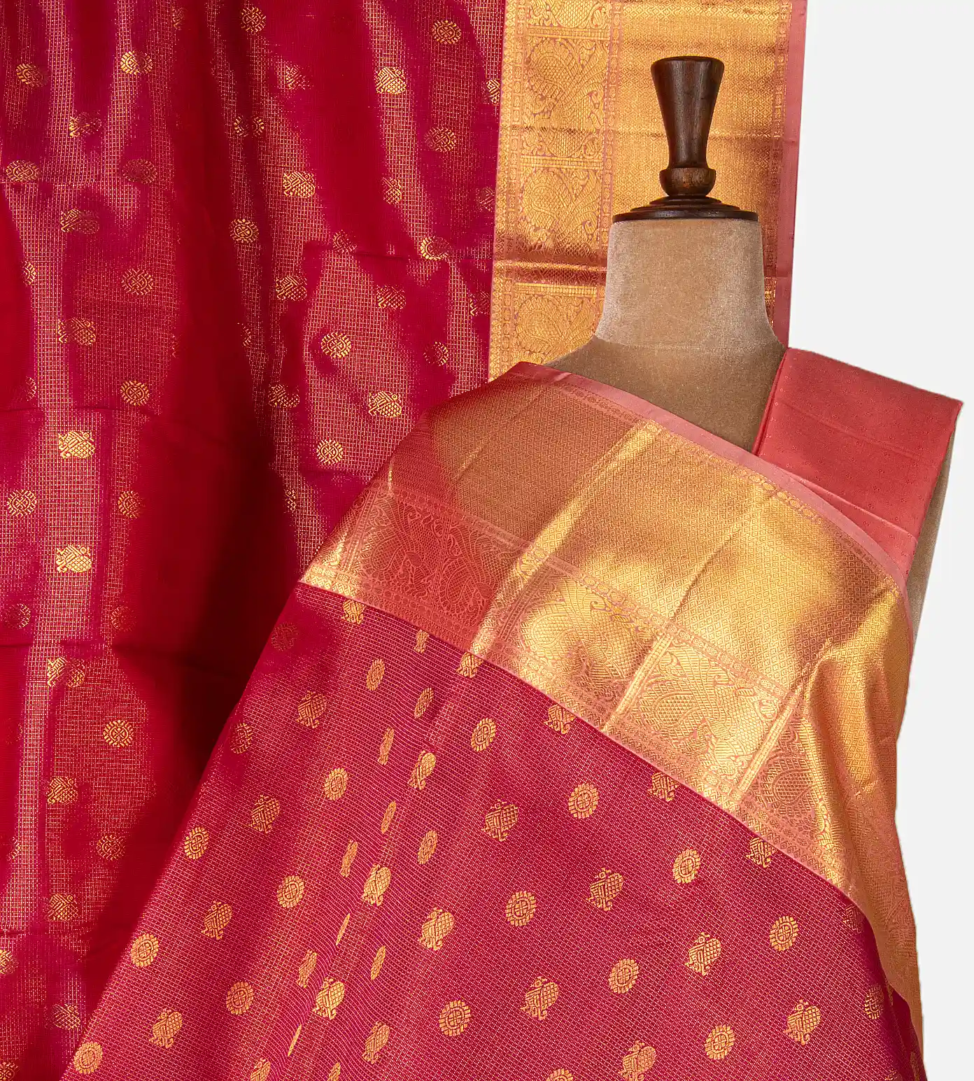 pink-kanchipuram-silk-saree-d11135236-a