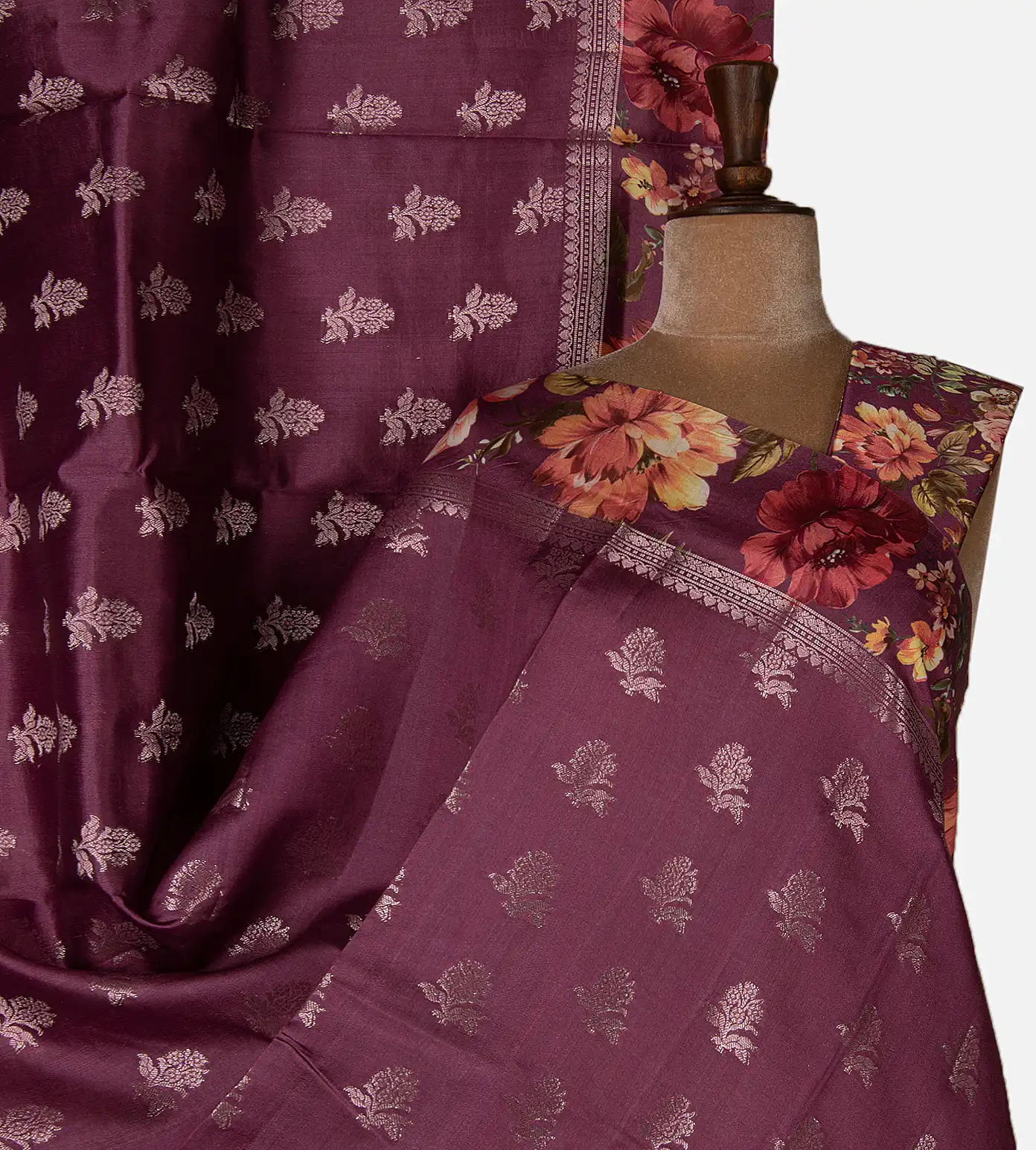 onion-pink-chaniya-silk-saree-d09126574-a