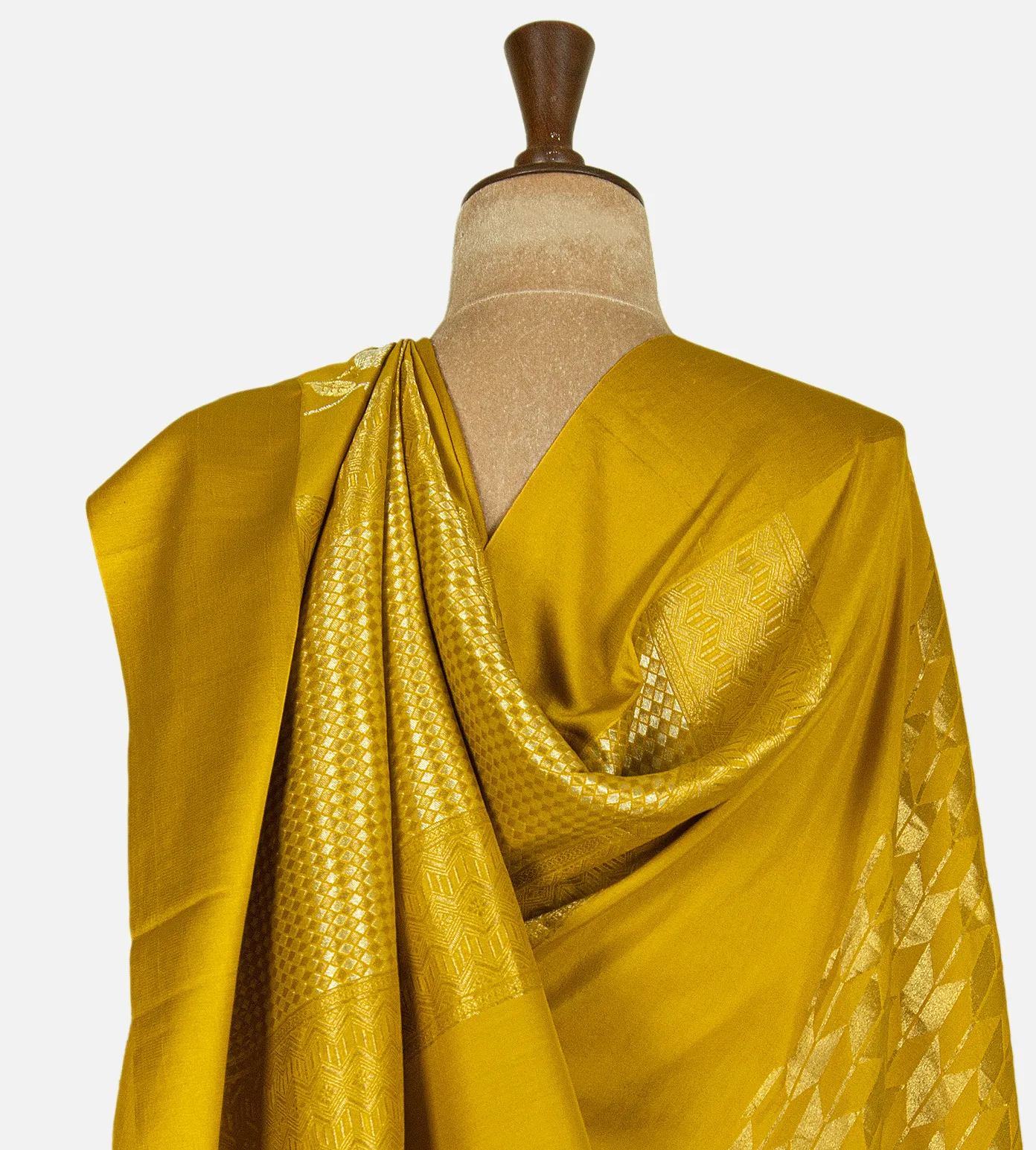 yellow-banarasi-kattan-silk-saree-d09127271-c