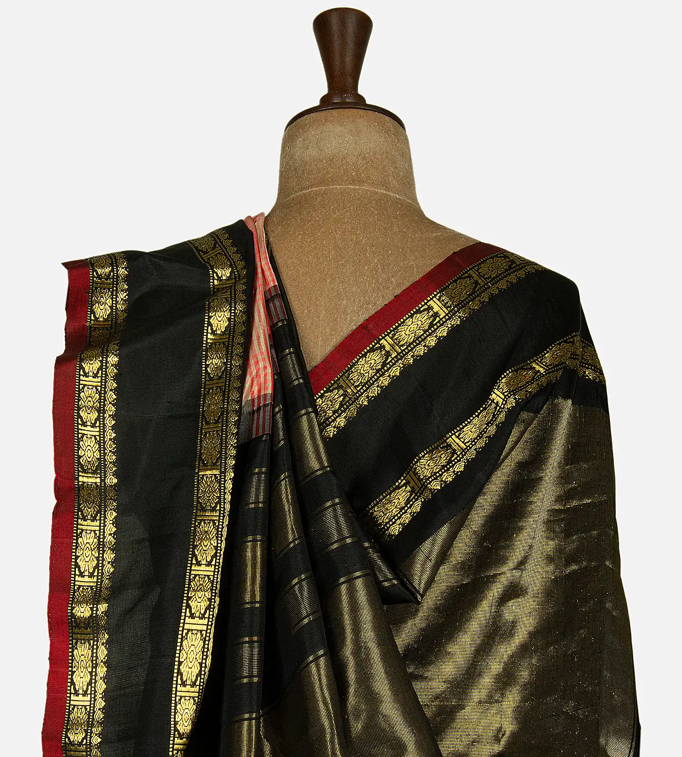 pink-gadwal-silk-saree-d10133527-c