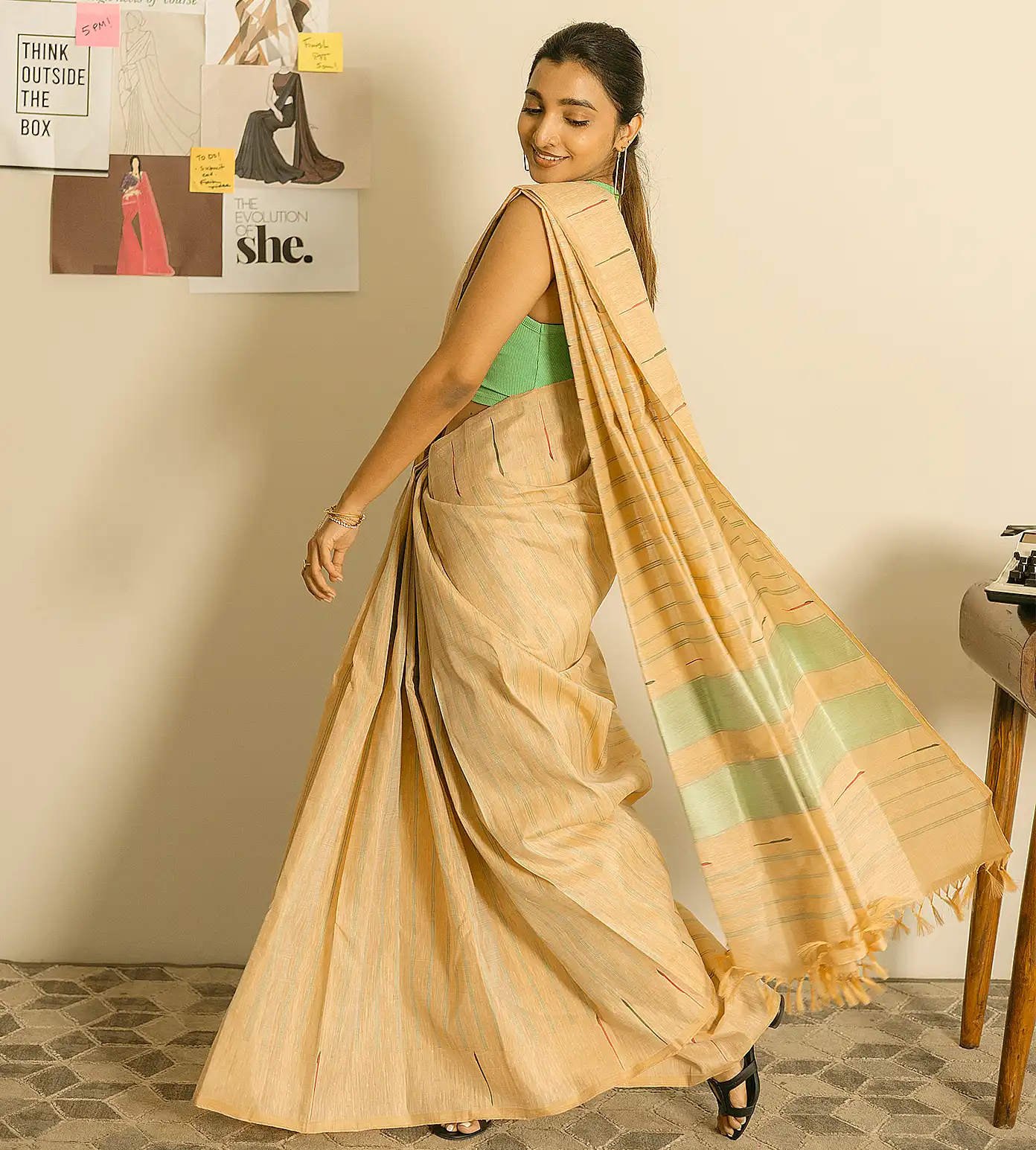 beige-linen-kanchipuram-silk-sarees-d09127064-d