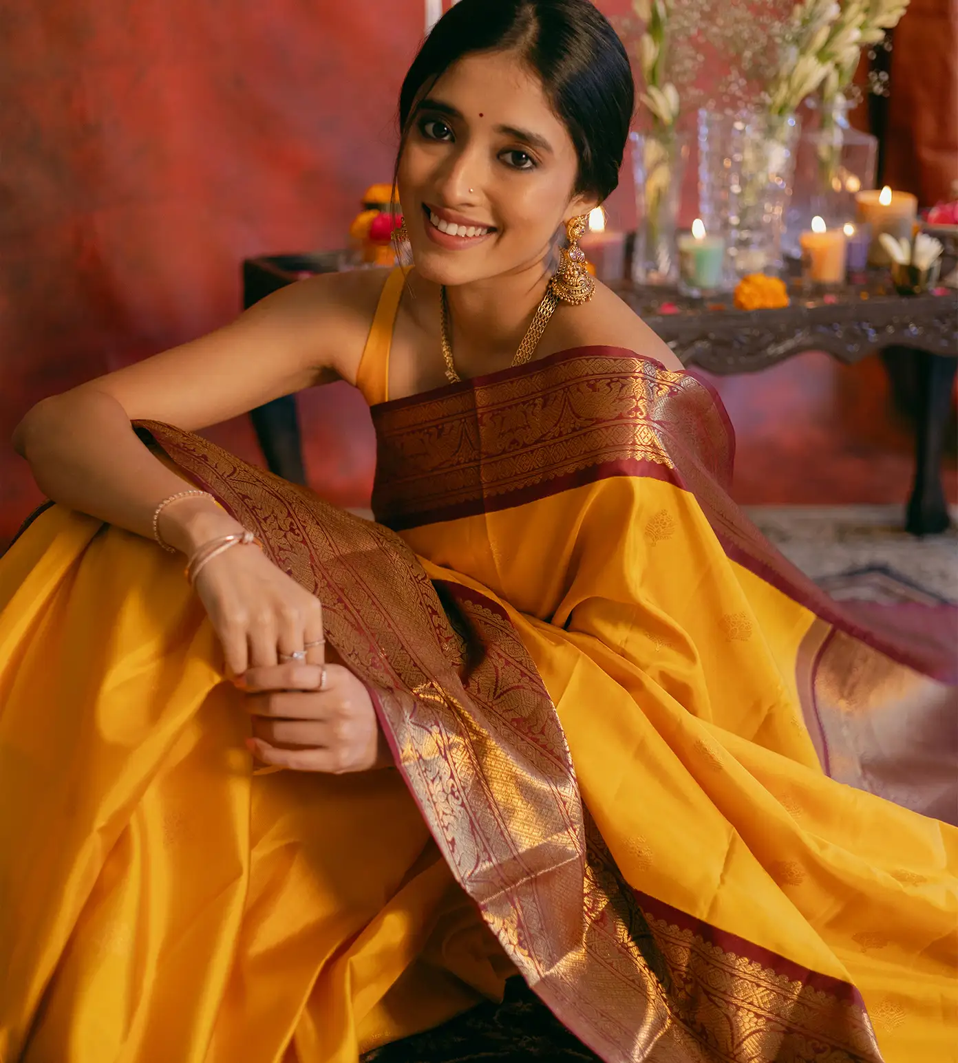 yellow-kanchipuram-silk-saree-d11137679-d