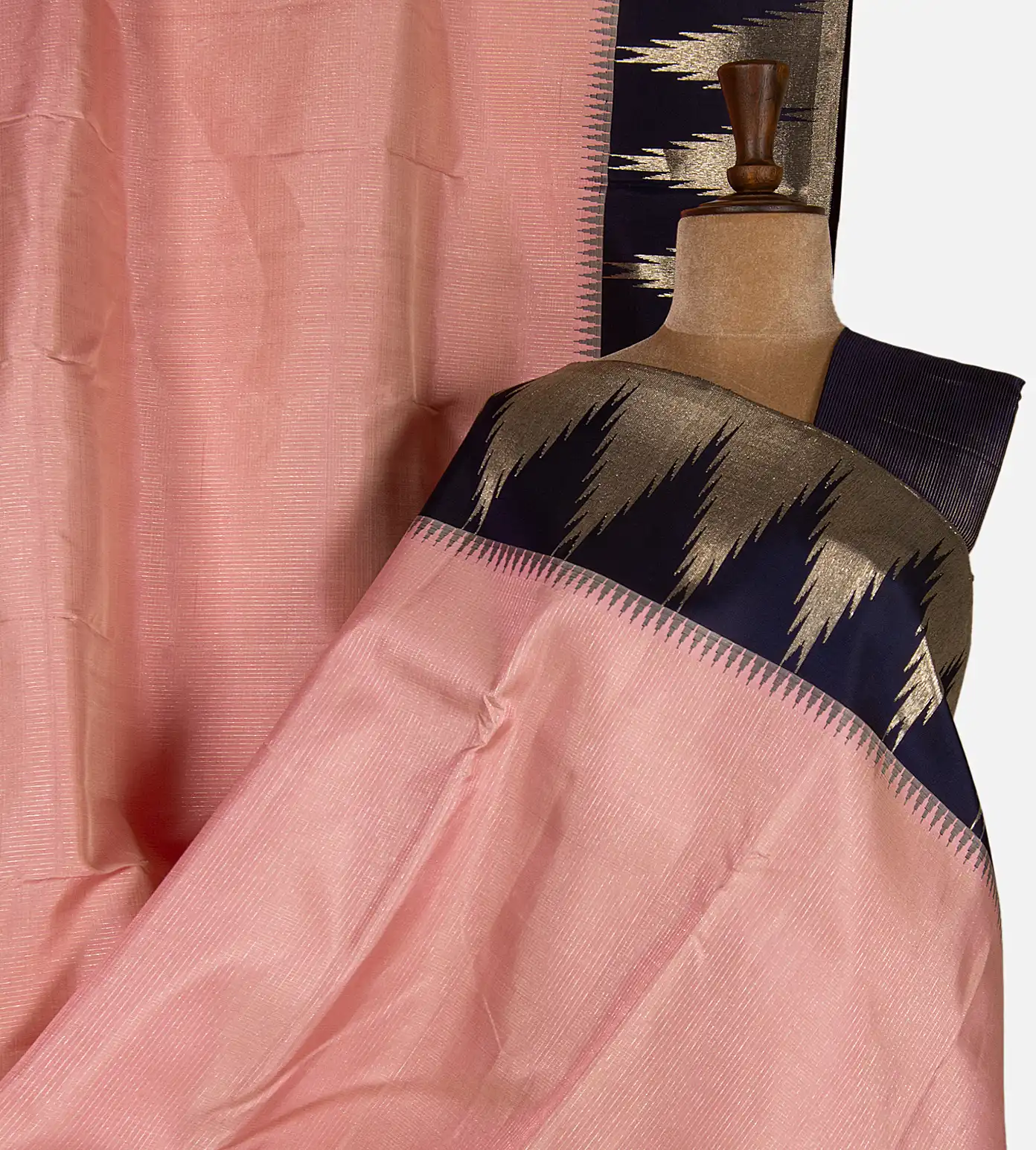 pink-kanchipuram-silk-saree-d11135705-a