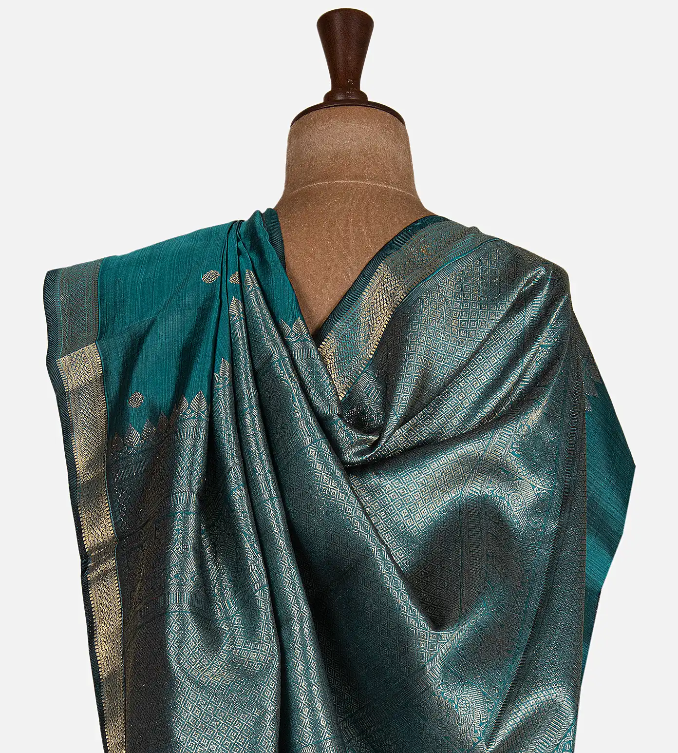 blue-kanchipuram-silk-saree-d0189435-c