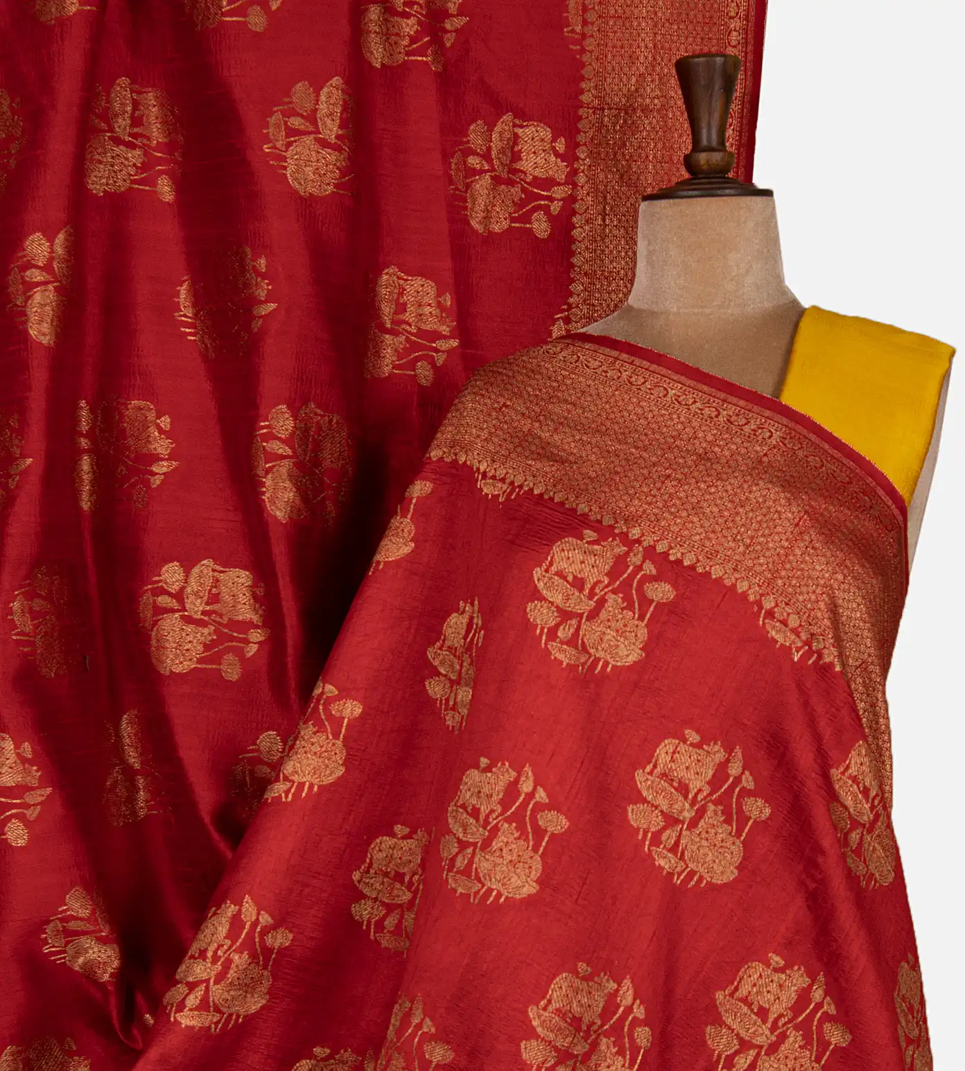red-banarasi-tussar-saree-d10132042-a