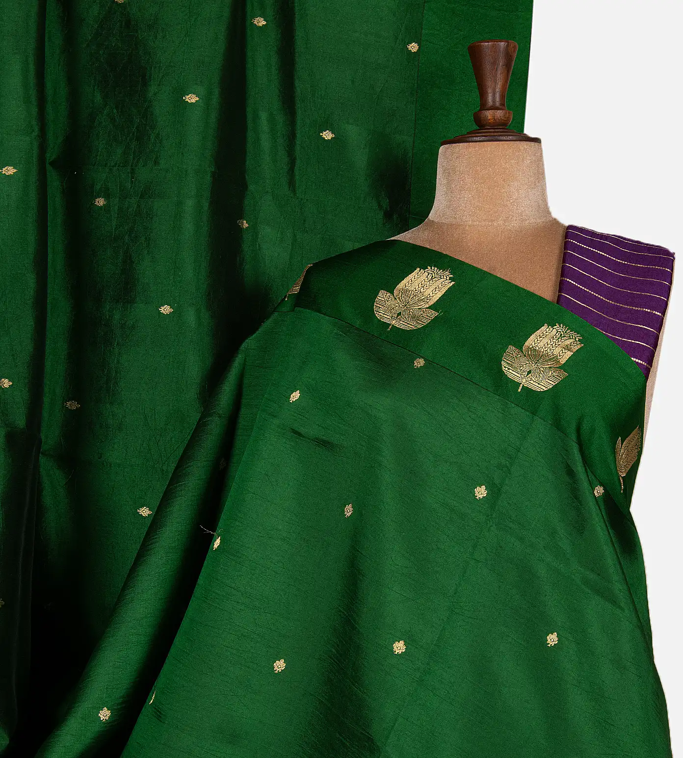 green-banarasi-kattan-silk-saree-d09127282-a
