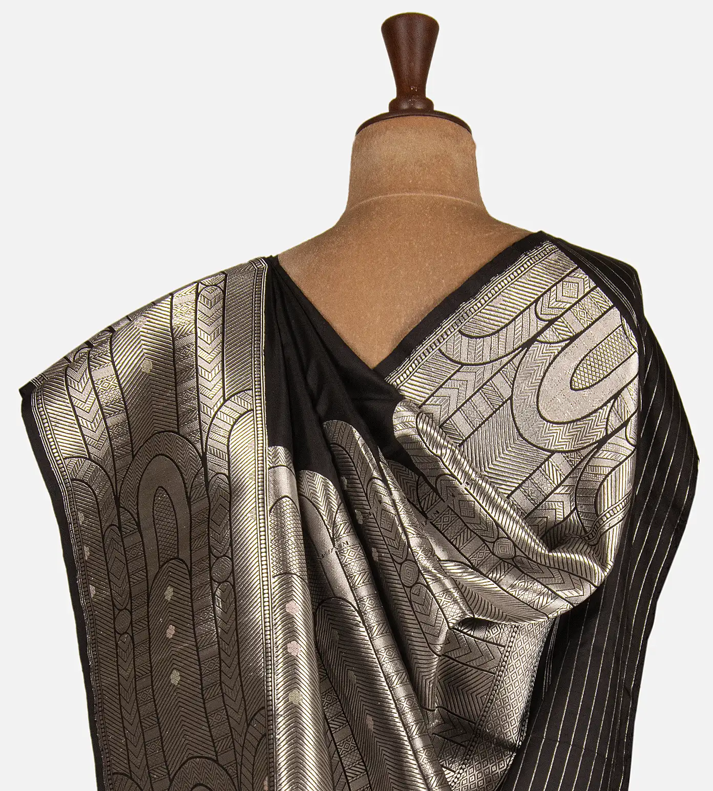 black-banarasi-mashru-silk-saree-c0967208-c