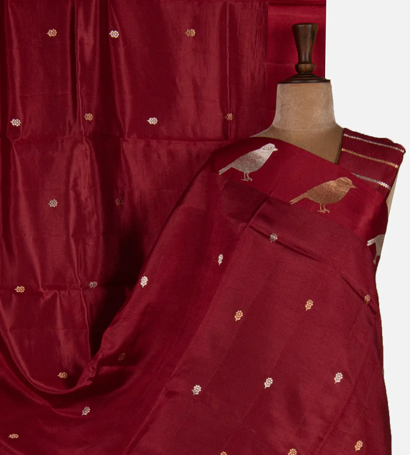 maroon-banarasi-kattan-silk-saree-d06109267-a