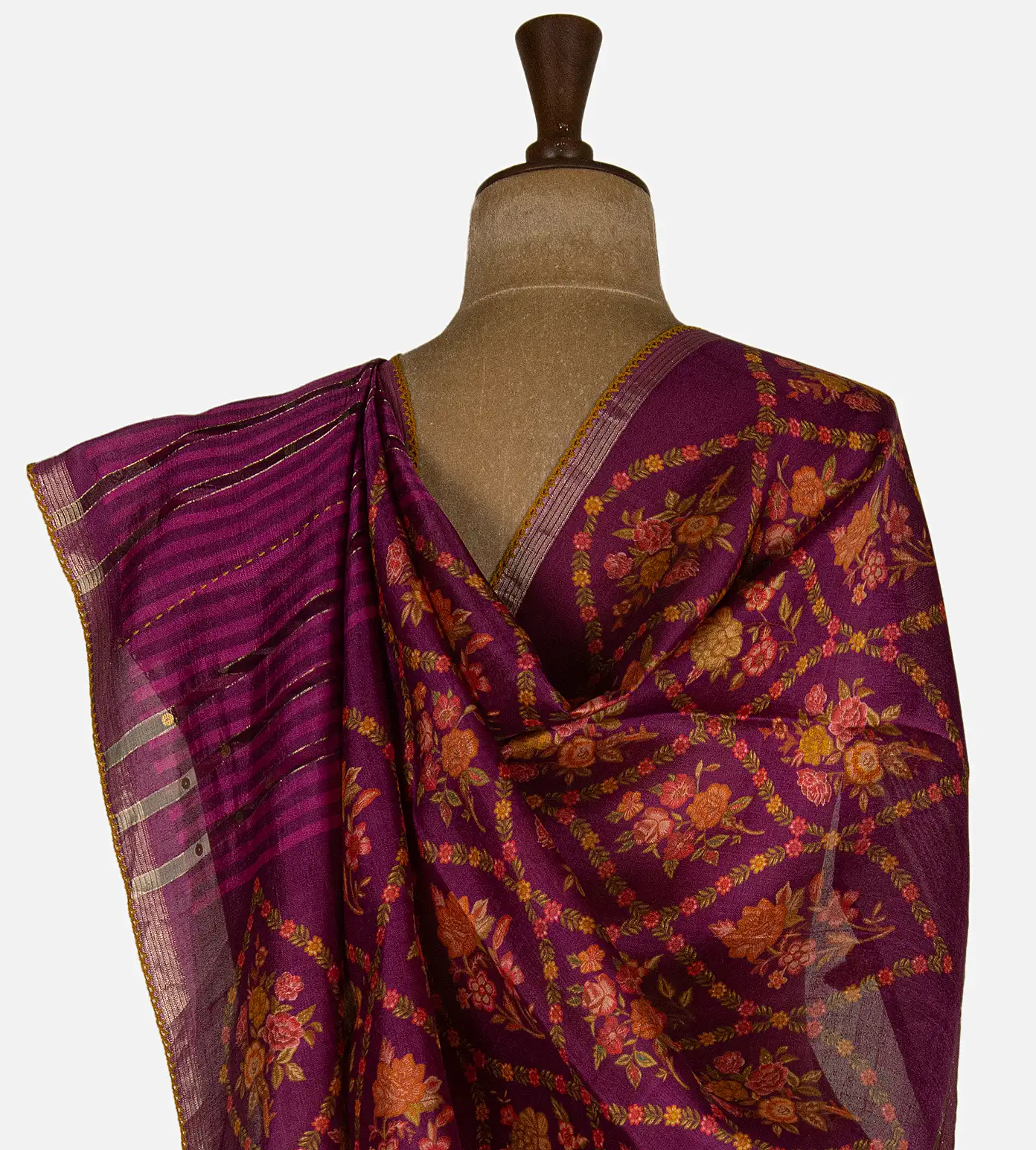 pink-bailou-tussar-saree-d11138247-c