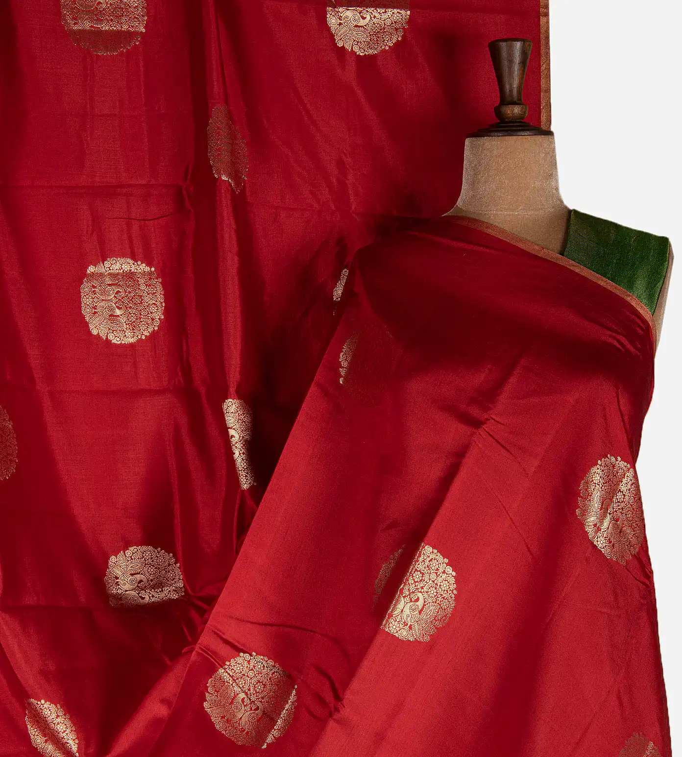red-chaniya-silk-saree-d11139963-a