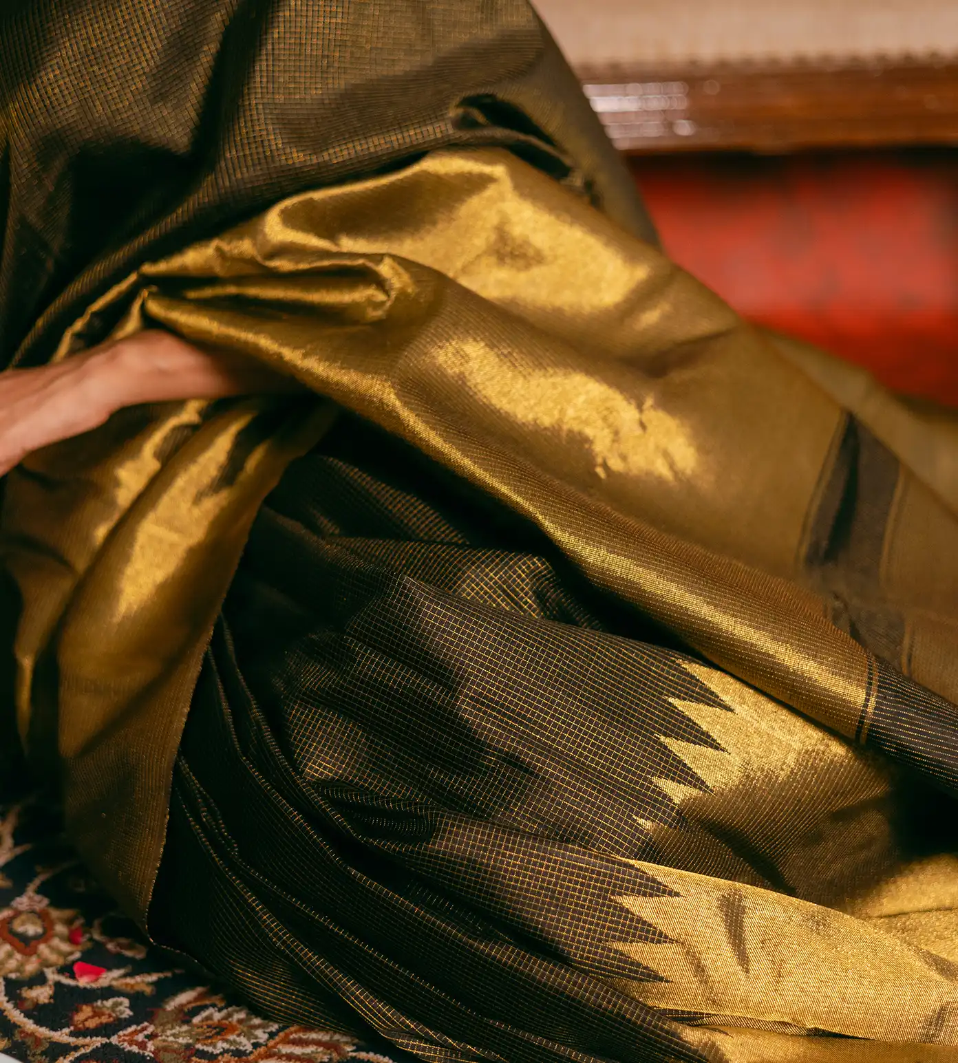 black-kanchipuram-silk-saree-d09121227-c