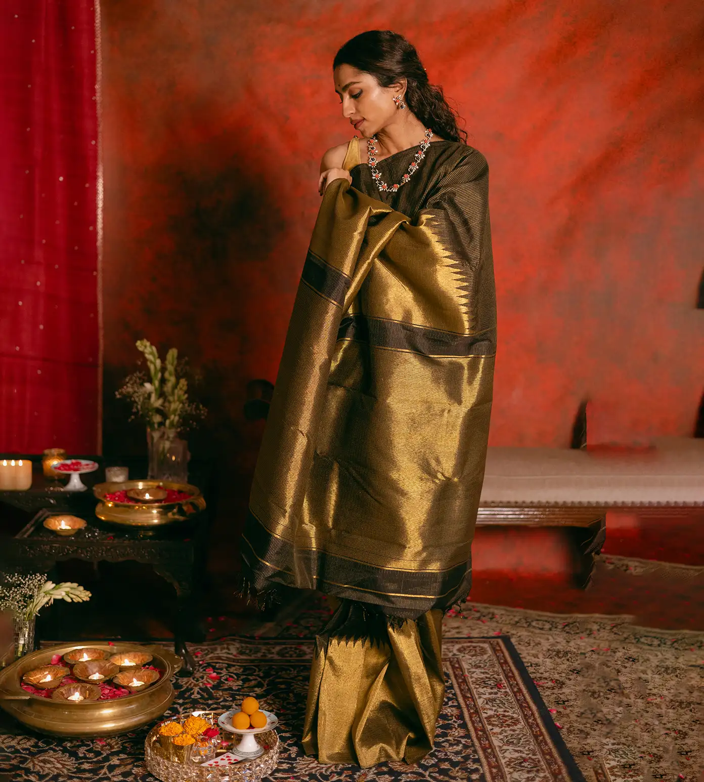 black-kanchipuram-silk-saree-d09121227-d