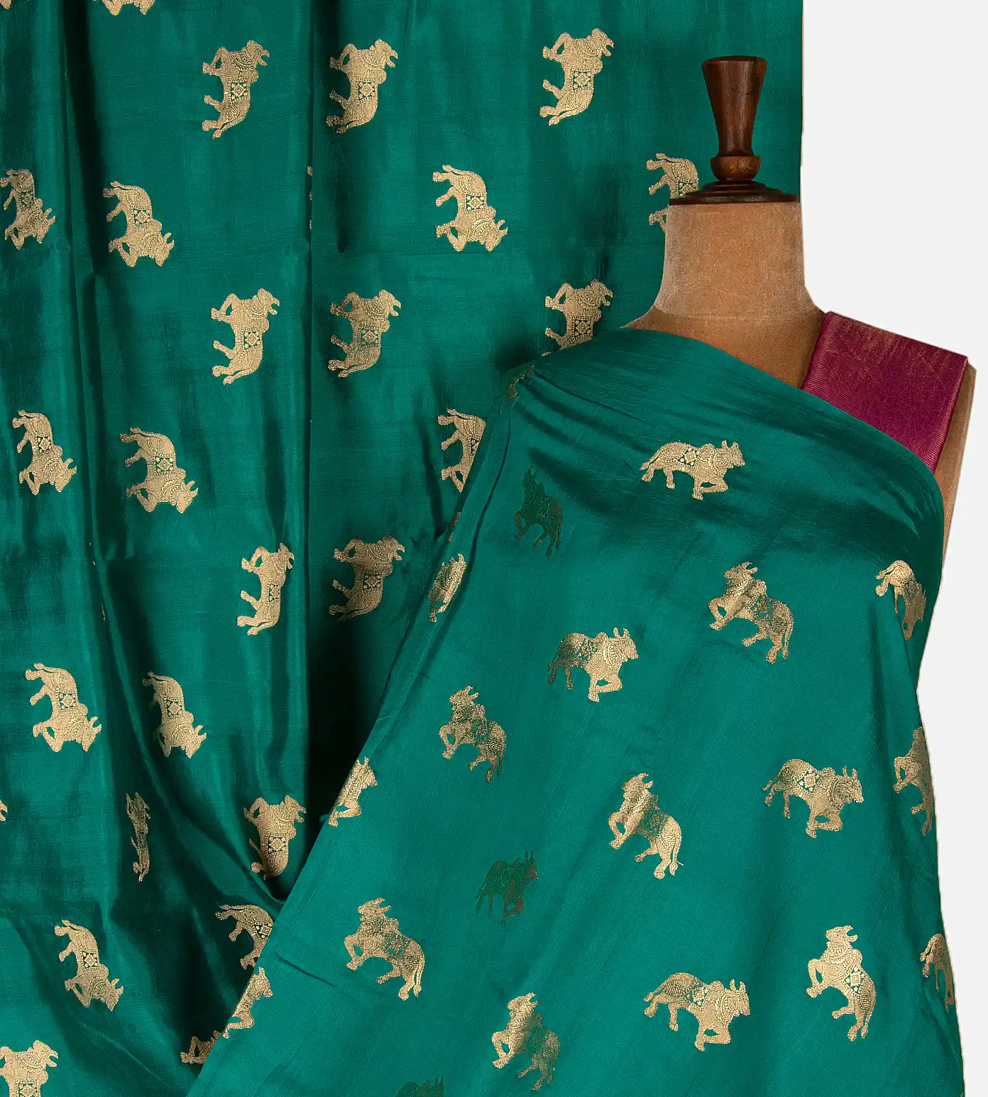 blue-chaniya-silk-saree-d08119063-a