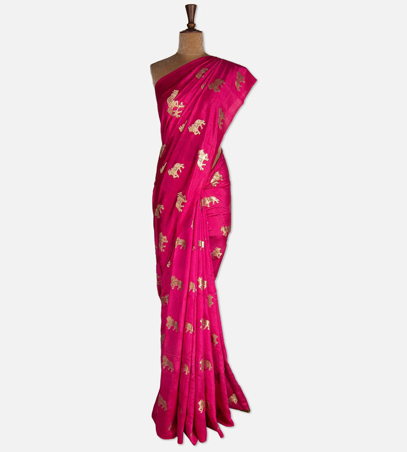 pink-chaniya-silk-saree-d09123083-b