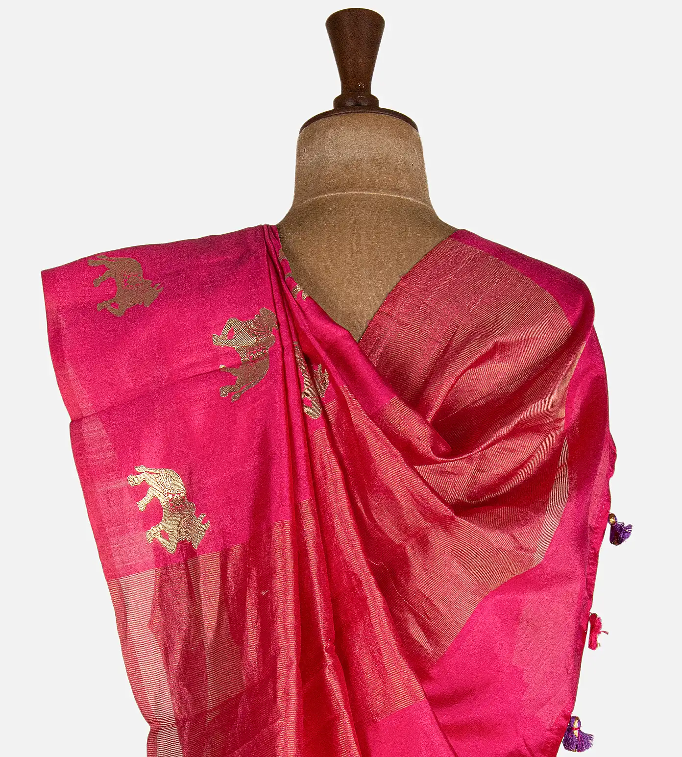 pink-chaniya-silk-saree-d09123083-c