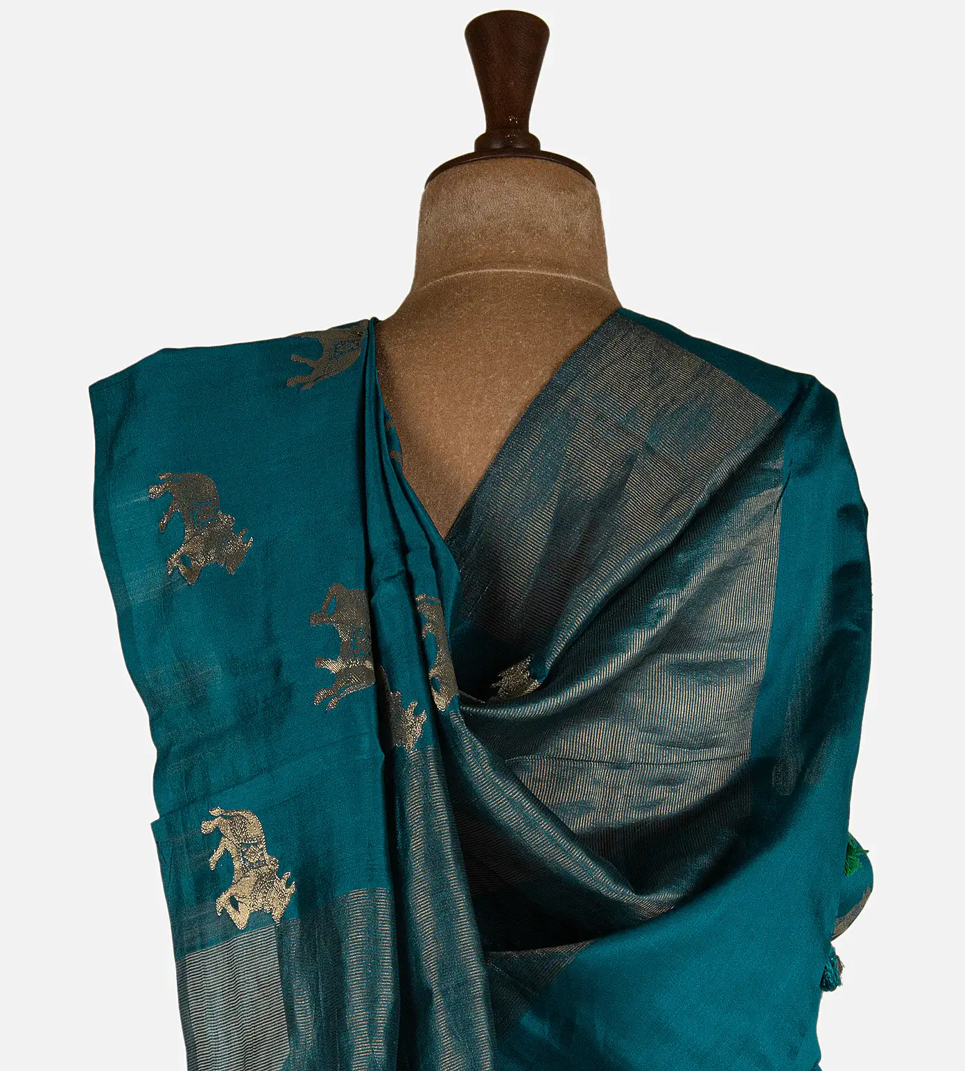 blue-chaniya-silk-saree-d11136481-c
