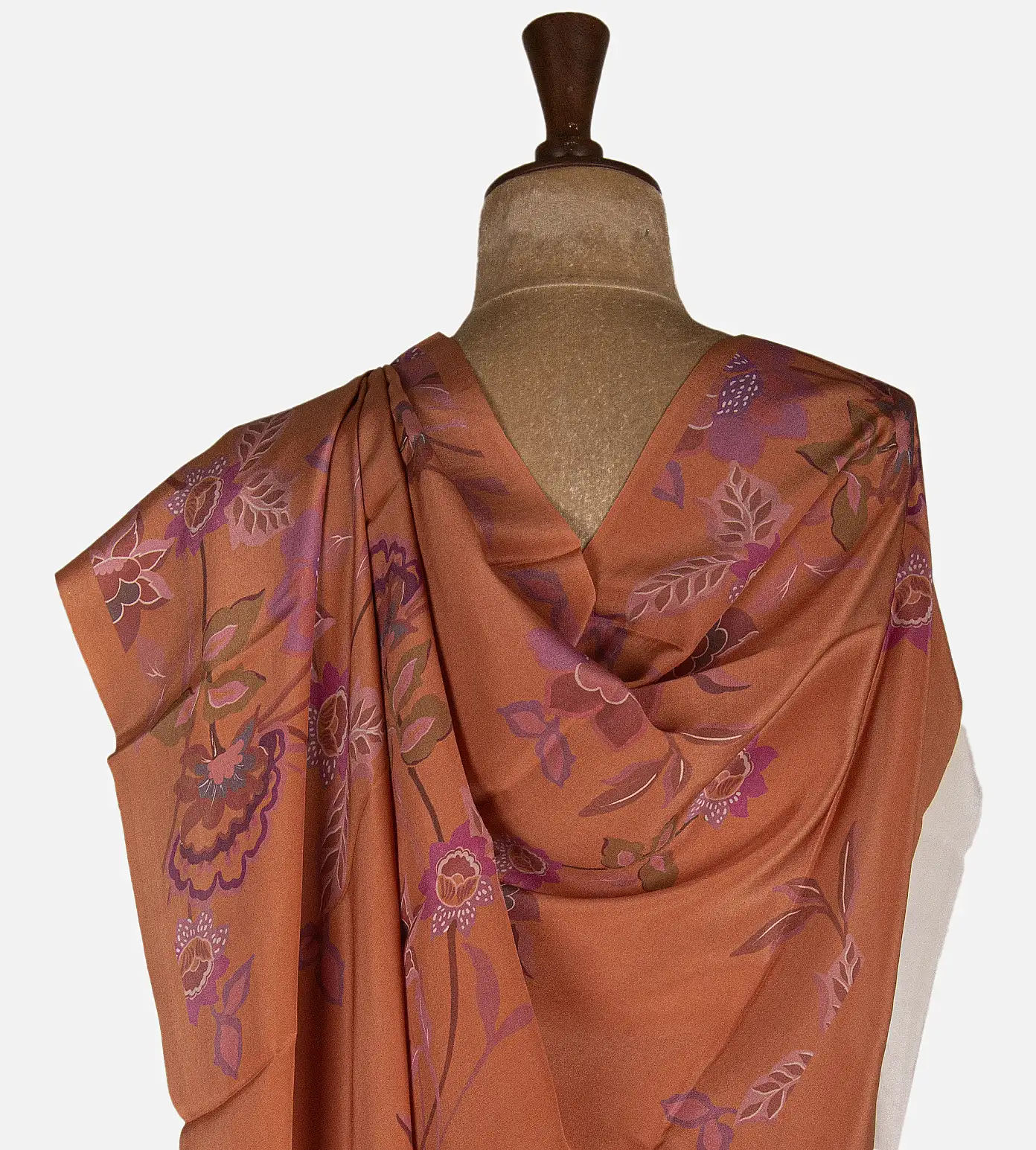 peach-crepe-saree-d11139544-c