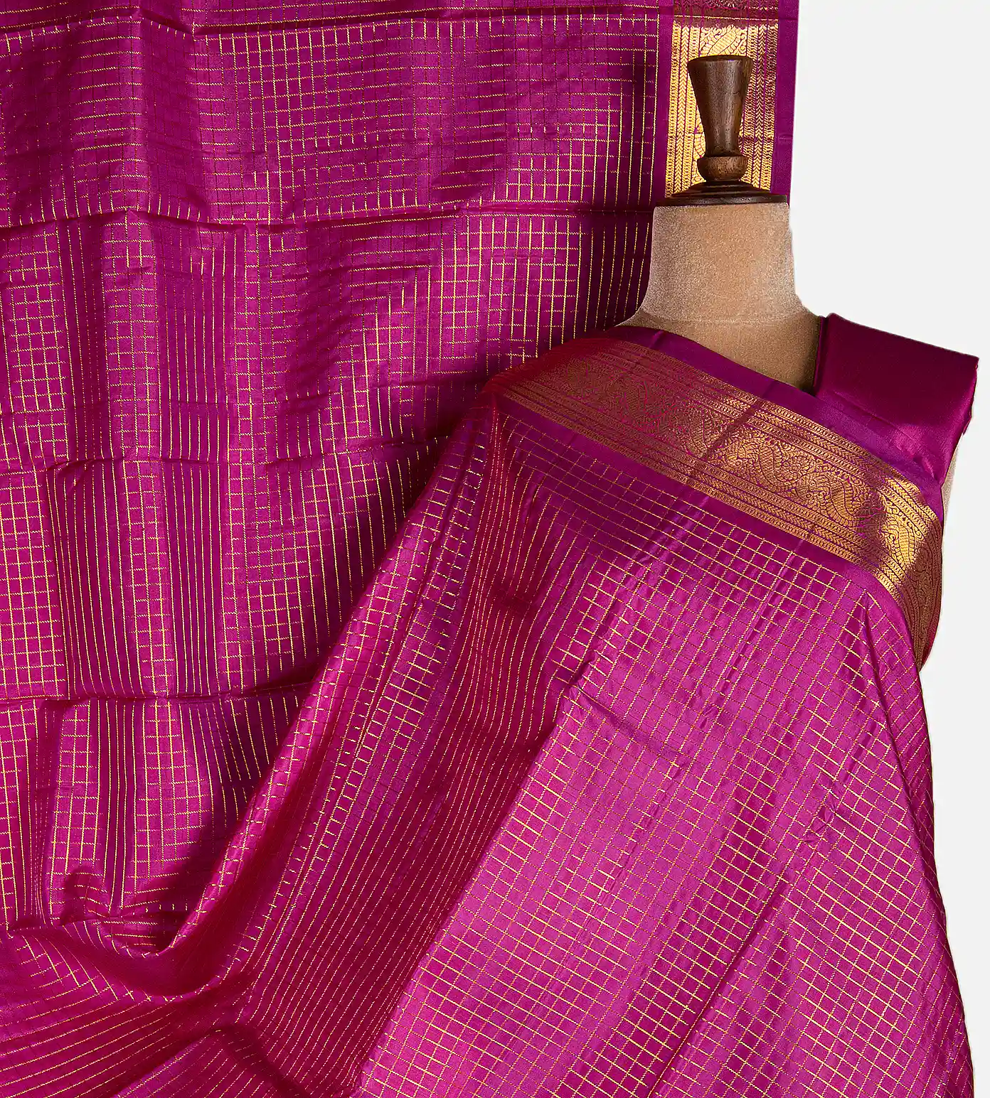 pink-kanchipuram-silk-saree-d11139210-a