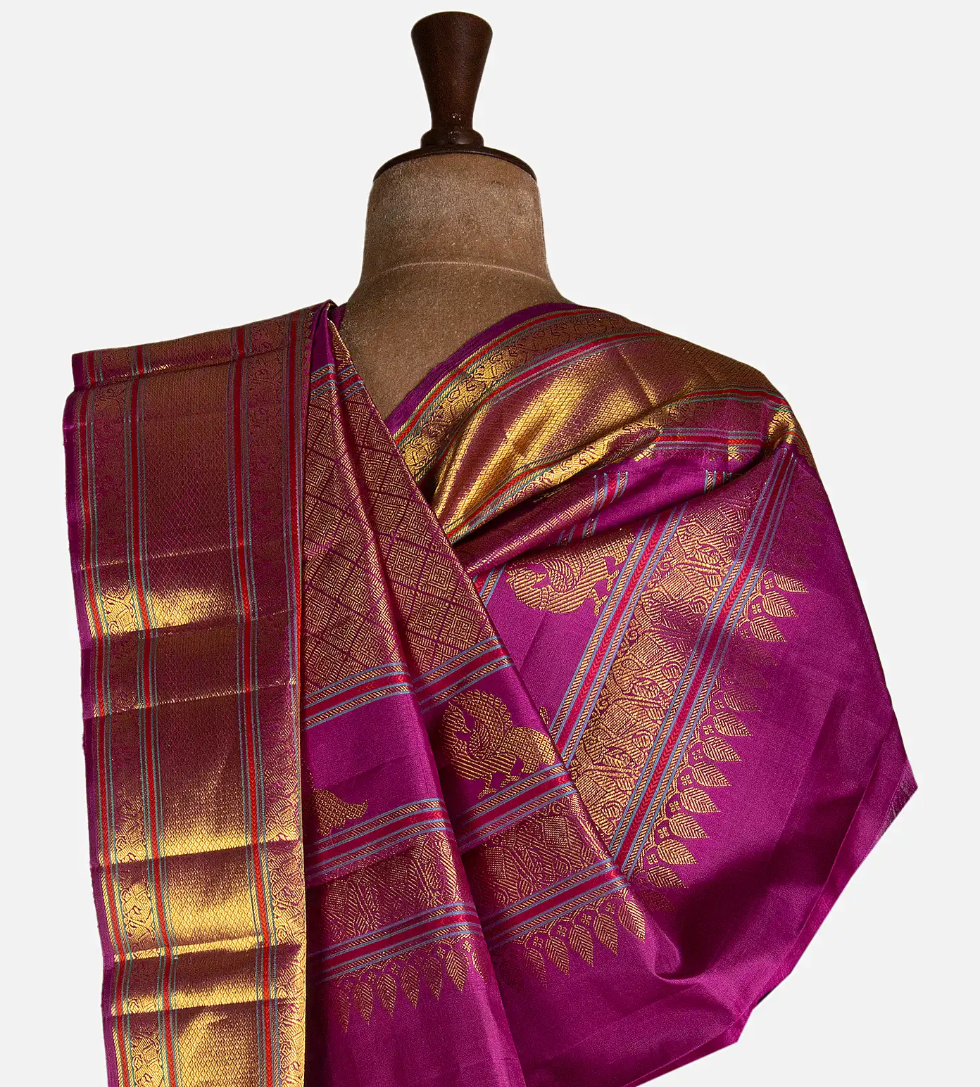 blue-kanchipuram-silk-saree-d12140886-c