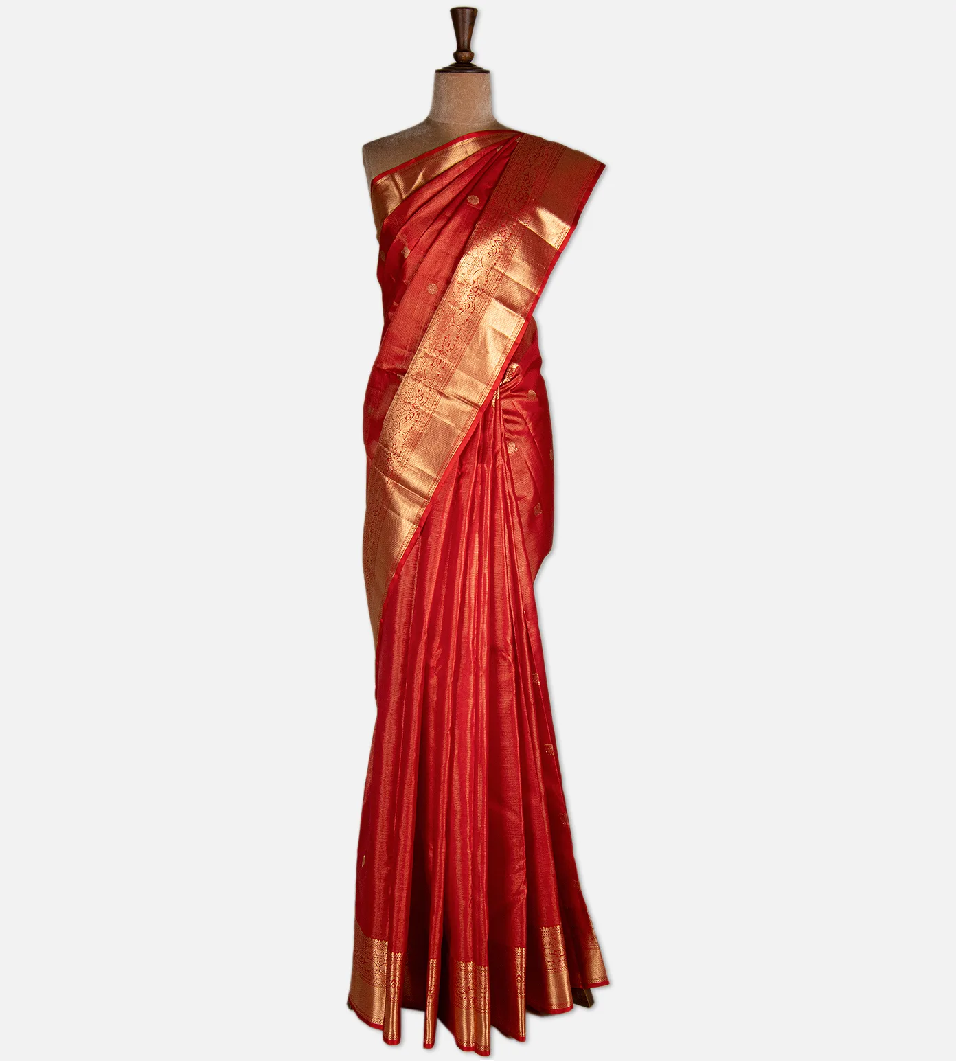 red-kanchipuram-silk-saree-d12140885-b