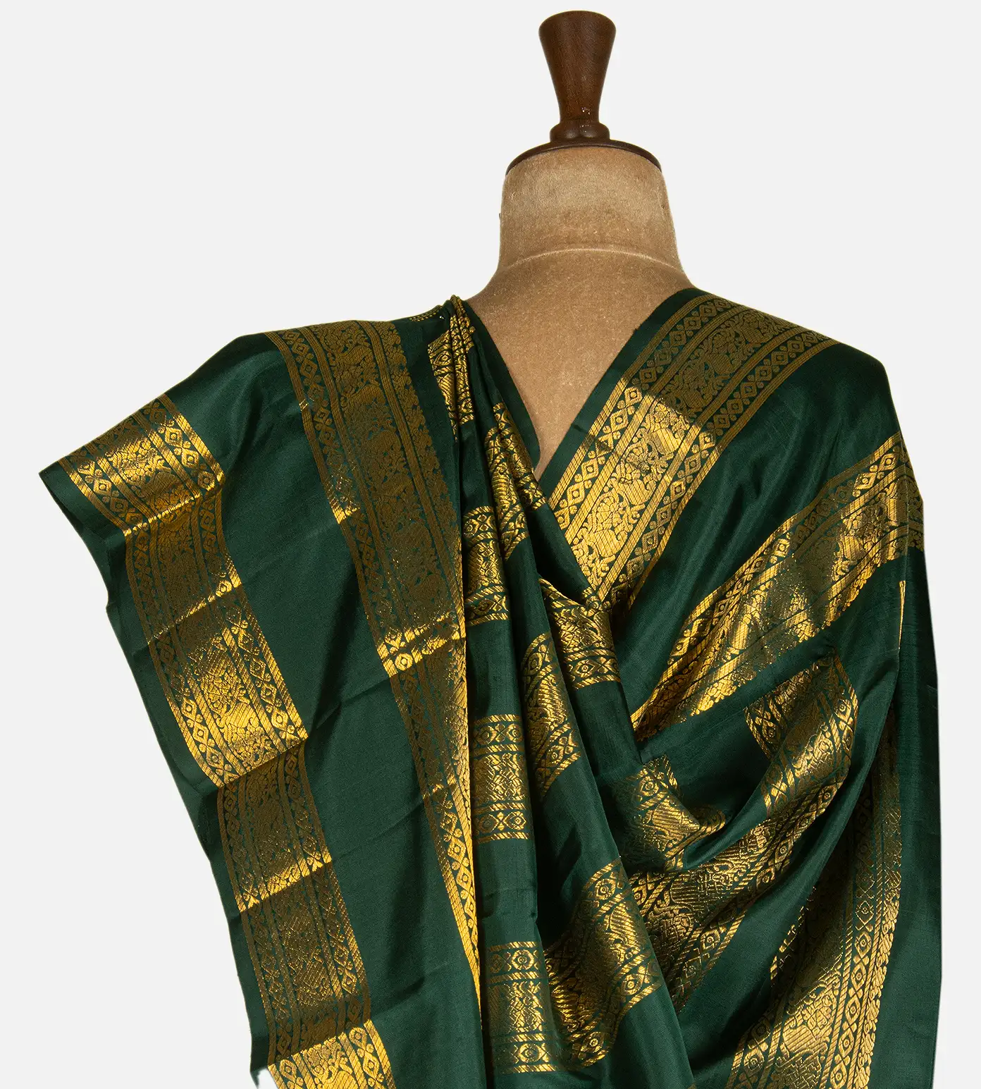 green-kanchipuram-silk-saree-d11139200-c
