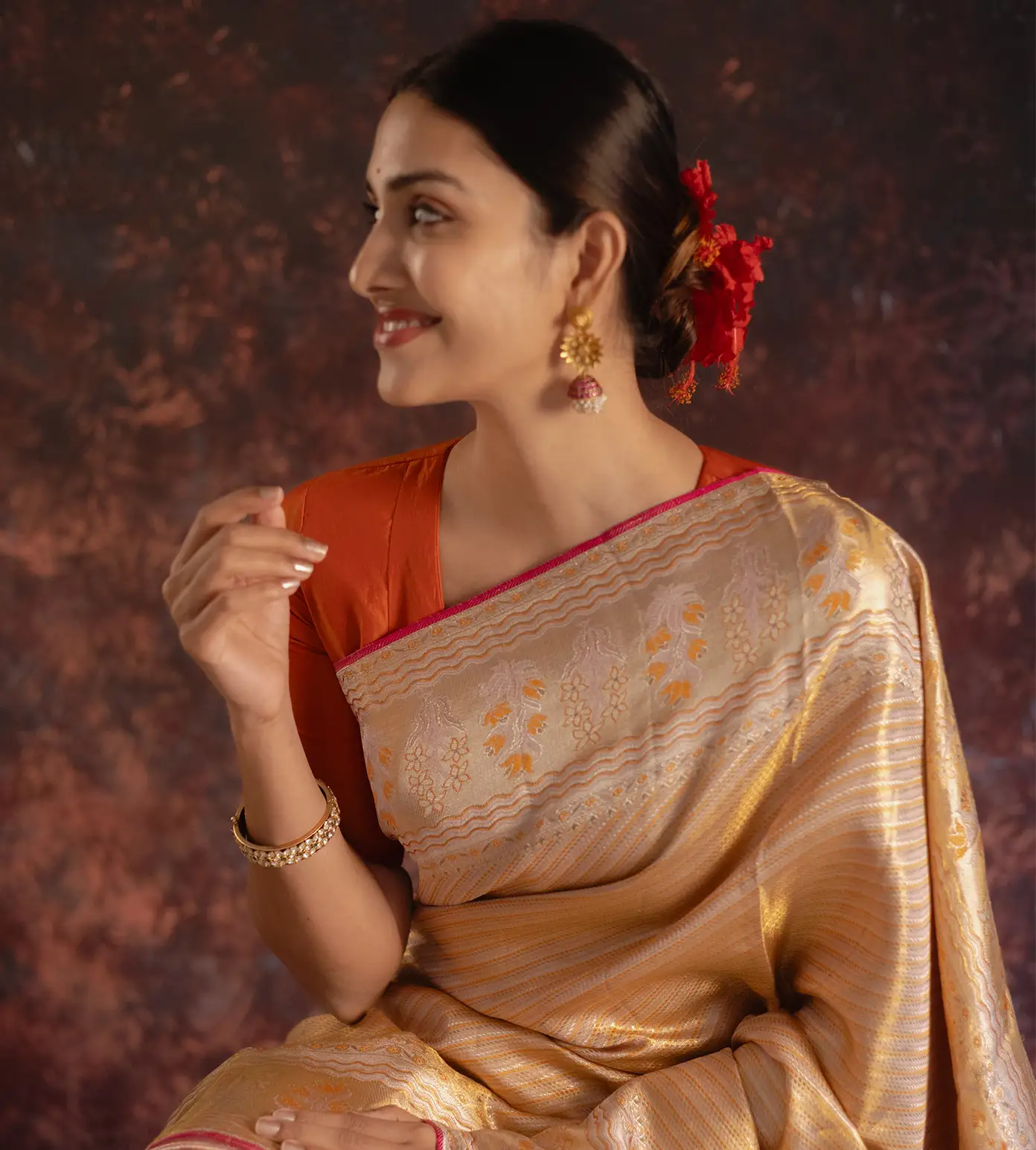 beige-tissue-kancheepram-silk-saree-d08120019-a