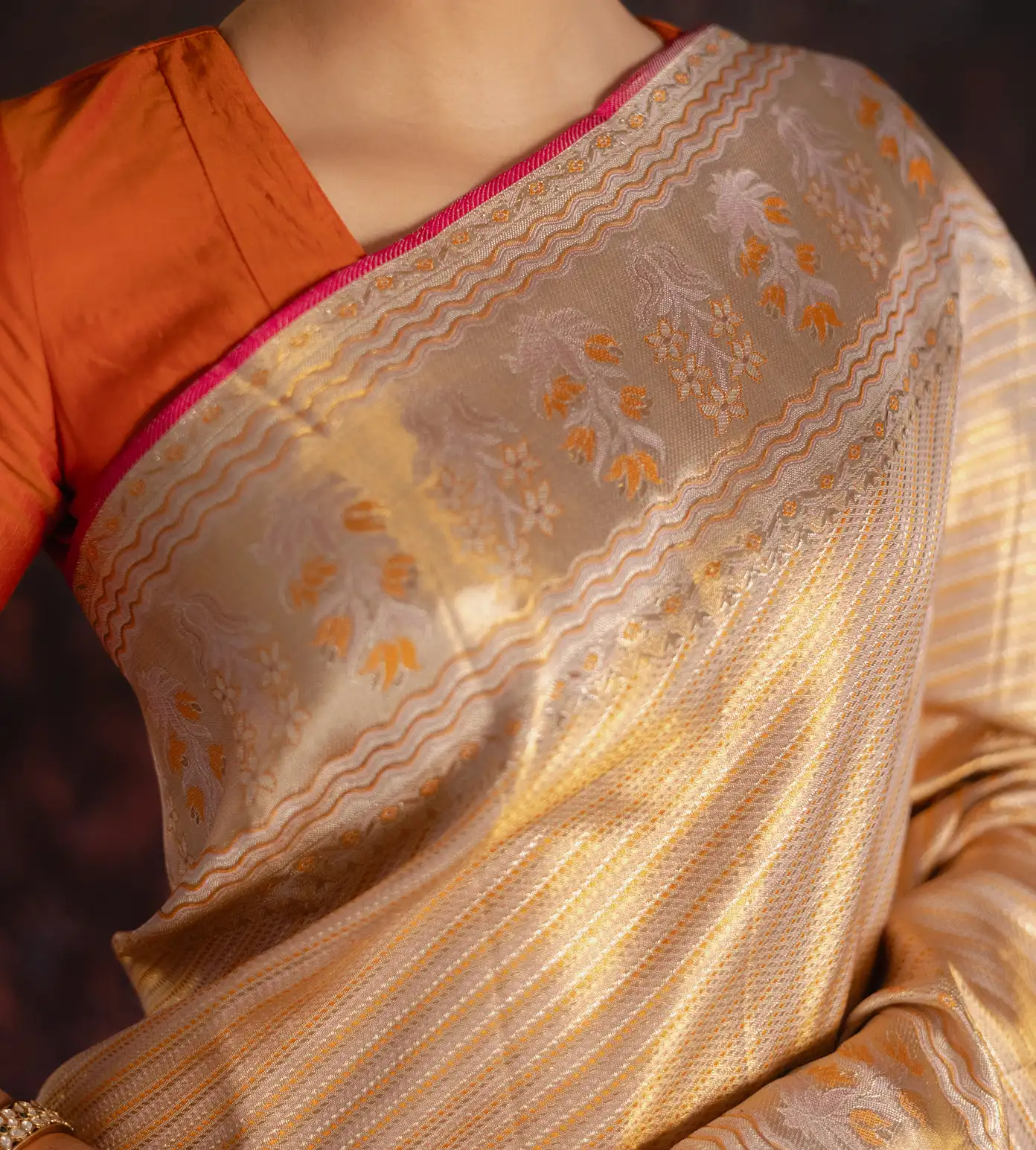 beige-tissue-kancheepram-silk-saree-d08120019-c