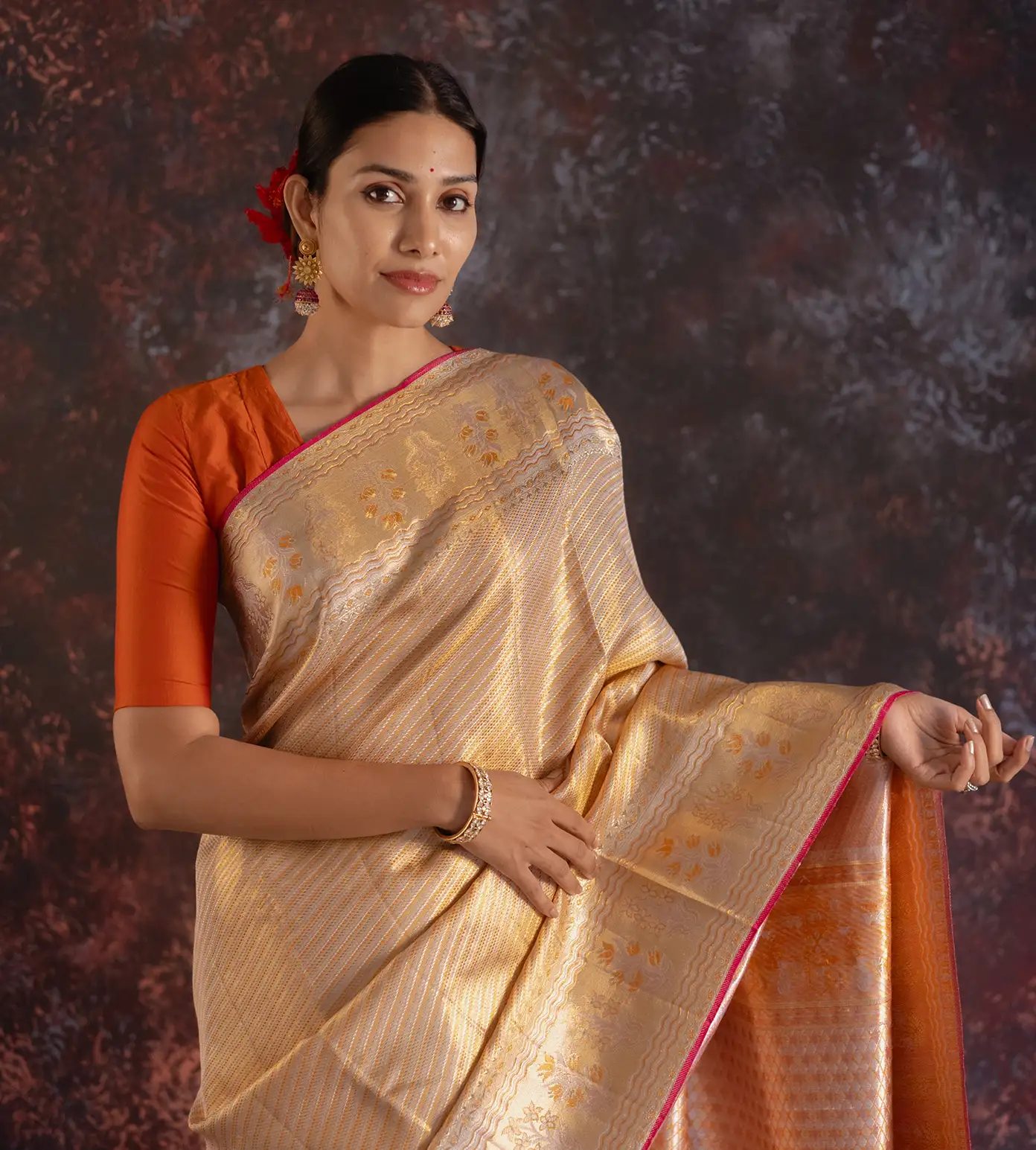 beige-tissue-kancheepram-silk-saree-d08120019-d