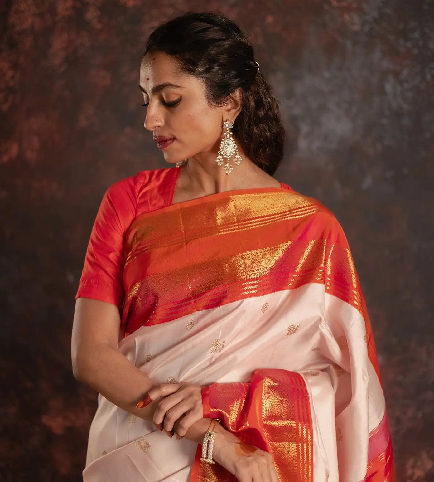 light-peach-kanchipuram-silk-saree-d10132805-a