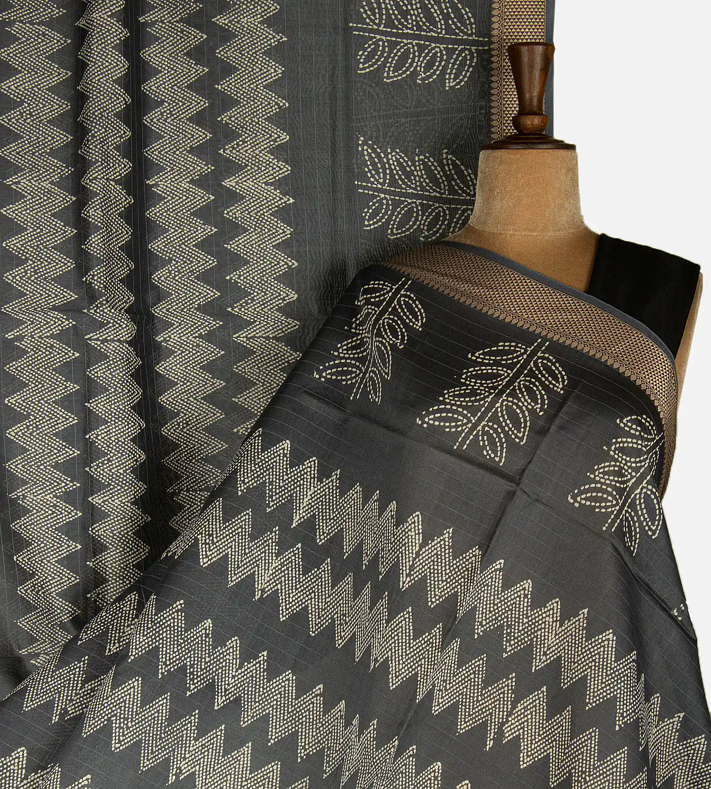 grey-chanderi-cotton-saree-d11135104-a