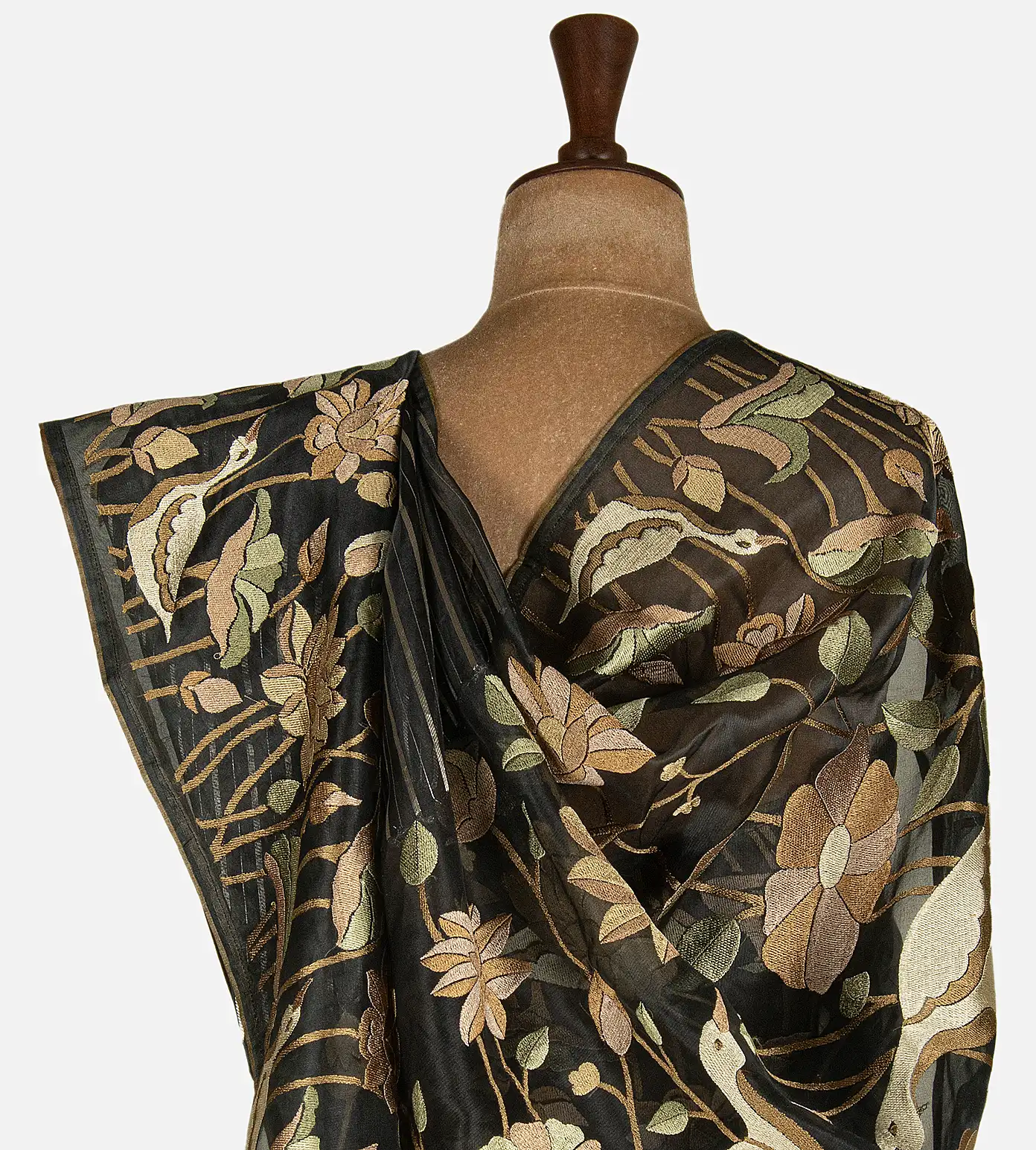 deep-green-organza-saree-d12141385-c