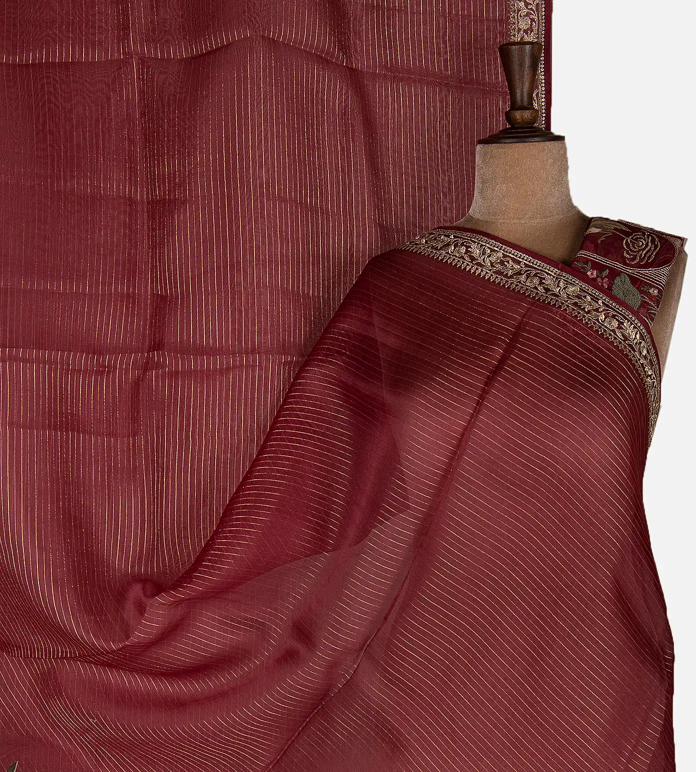 maroon-organza-saree-d11138994-a