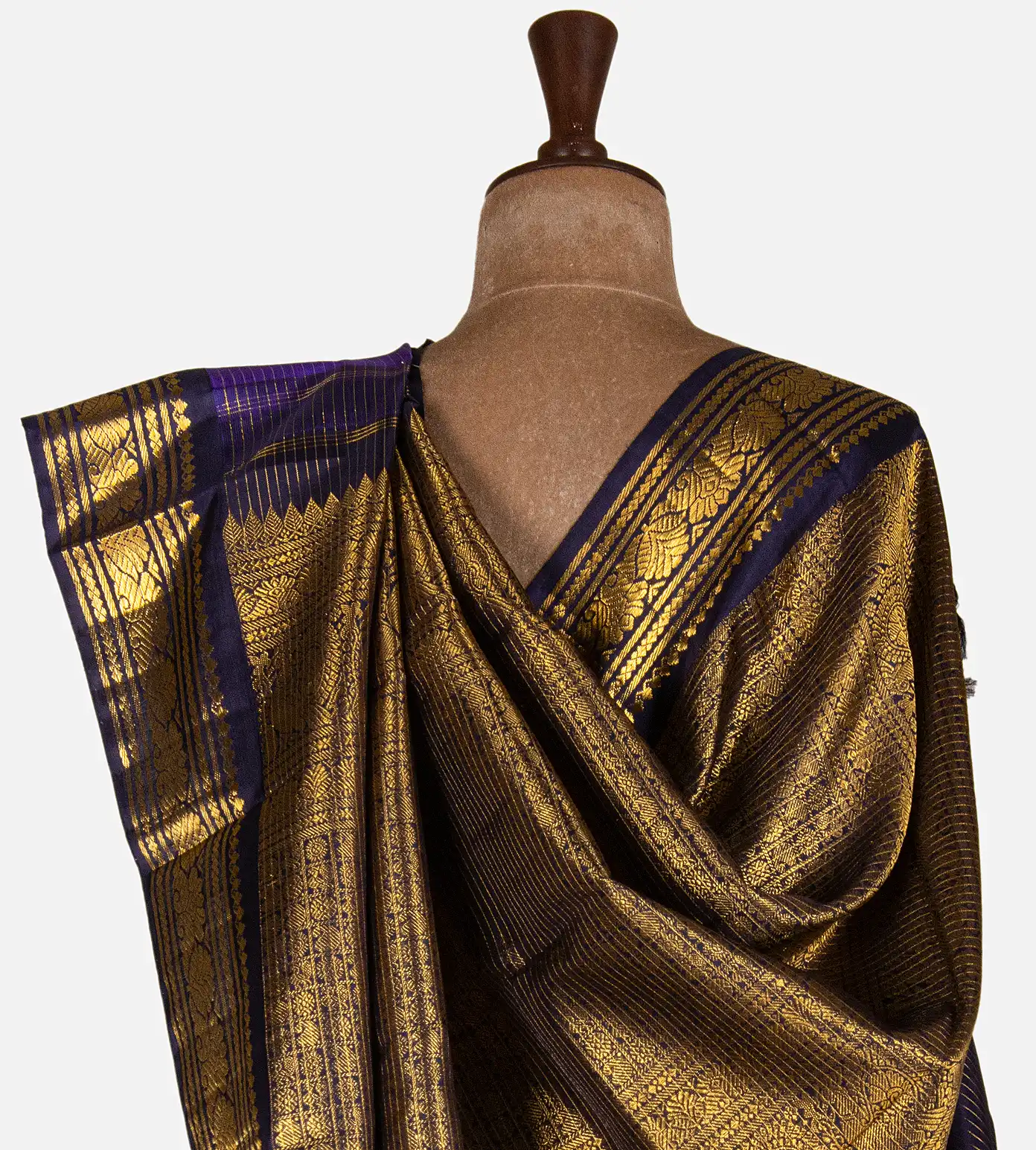 violet-kanchipuram-silk-saree-d11136061-c