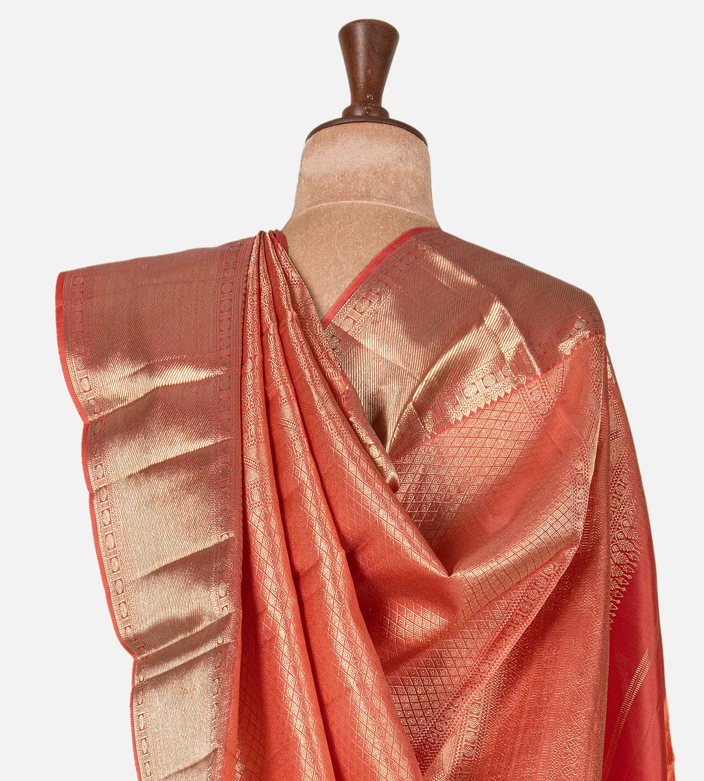 deep-coral-kanchipuram-silk-saree-d12141368-c