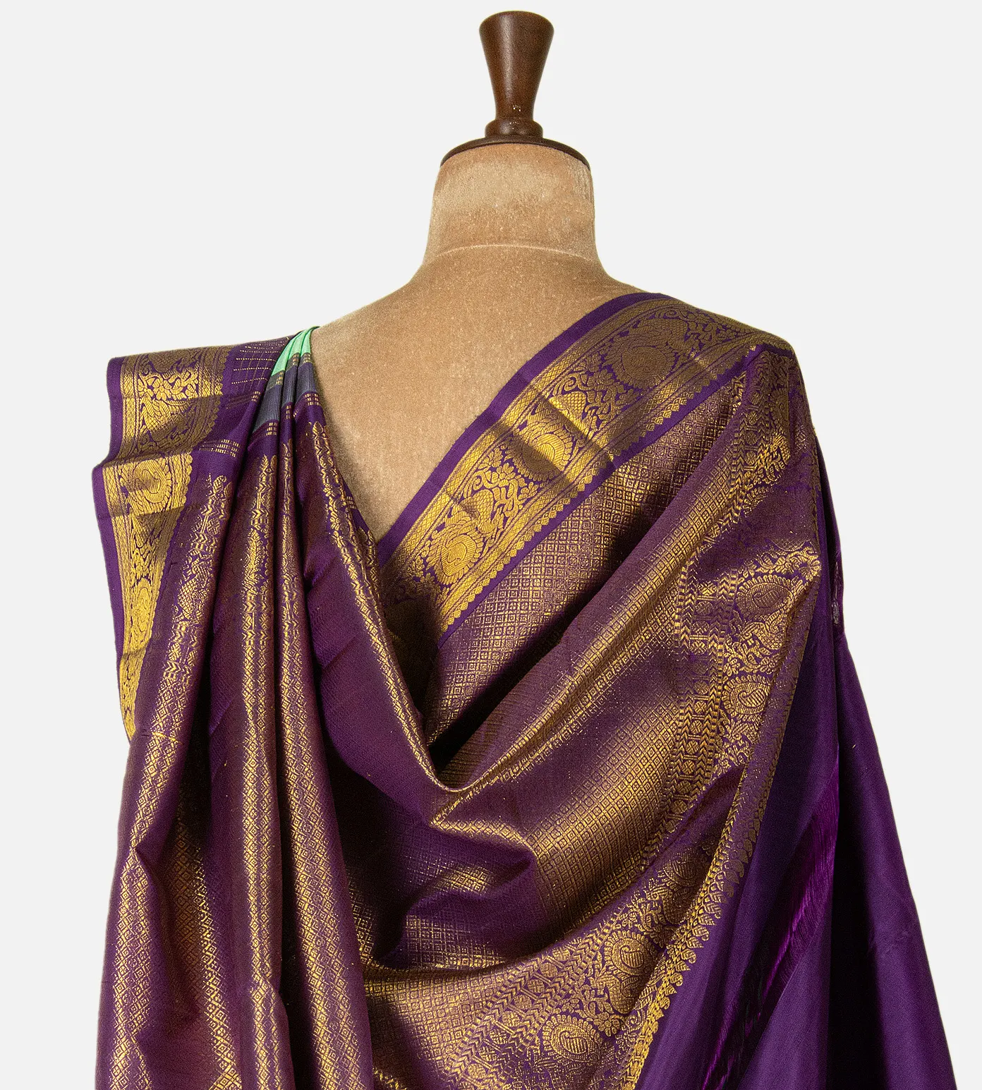 mint-green-kanchipuram-silk-saree-d12140455-c