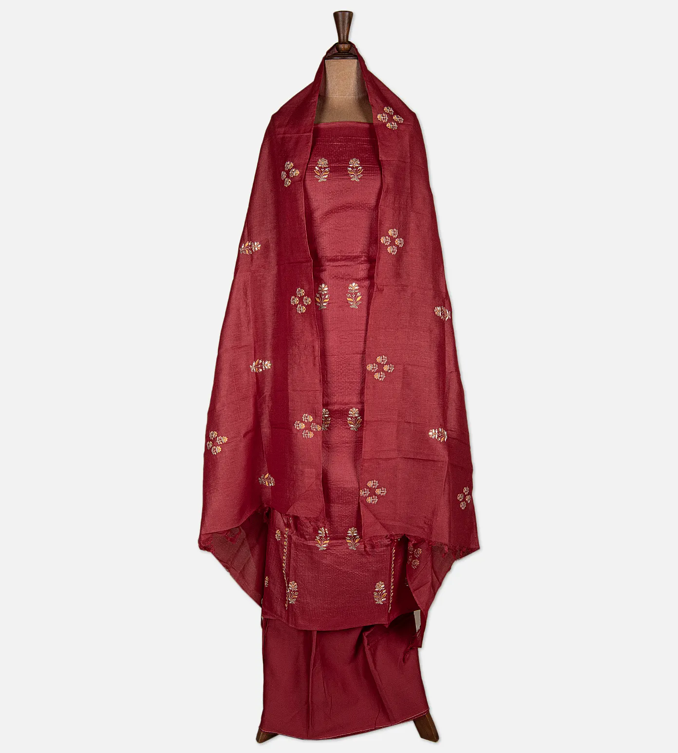 red-tussar-salwar-e01144055-c