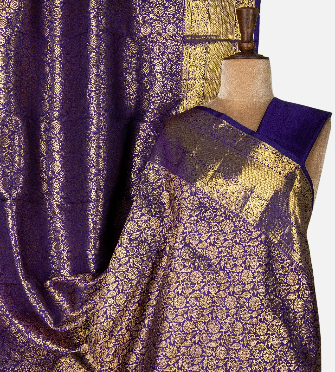 blue-kanchipuram-silk-saree-d07113118-a