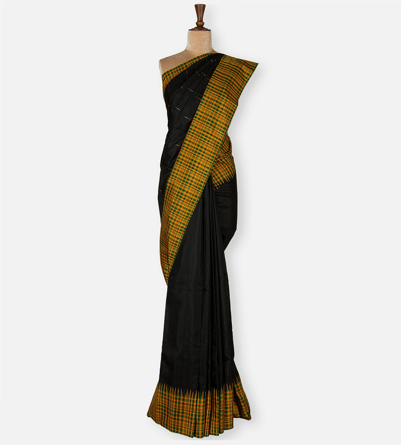 black-kanchipuram-silk-saree-d11135865-b