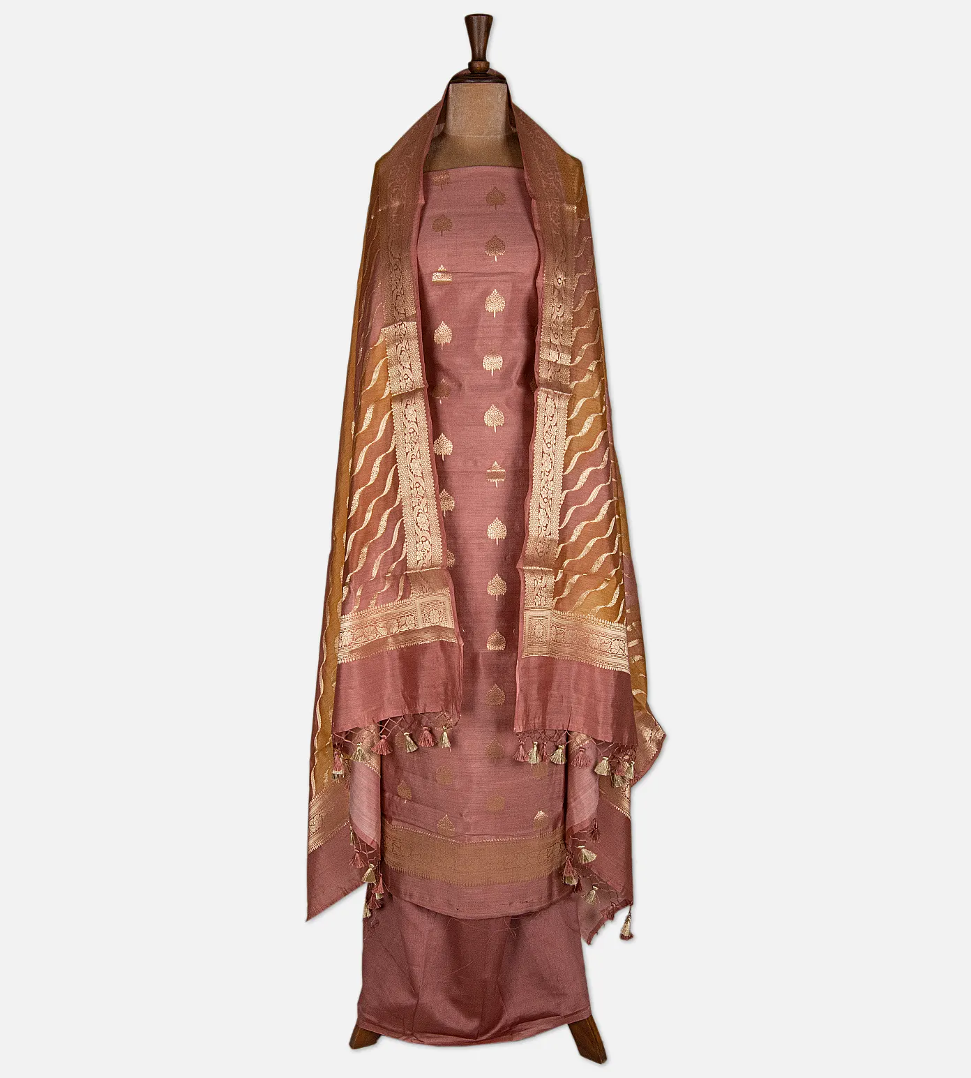 light-pink-banarasi-silk-salwar-d12140356-c