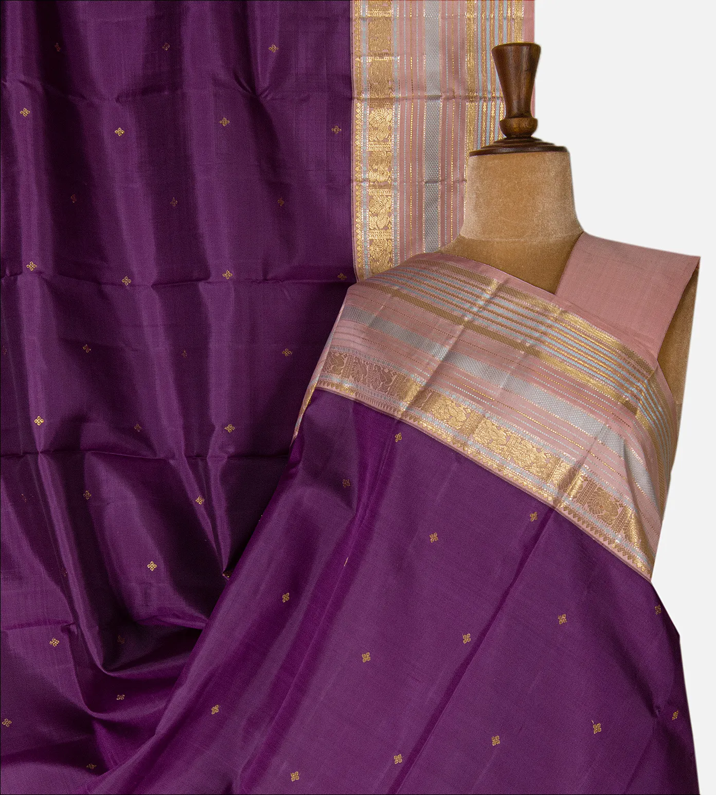 maroon-kanchipuram-silk-saree-d11138376-a