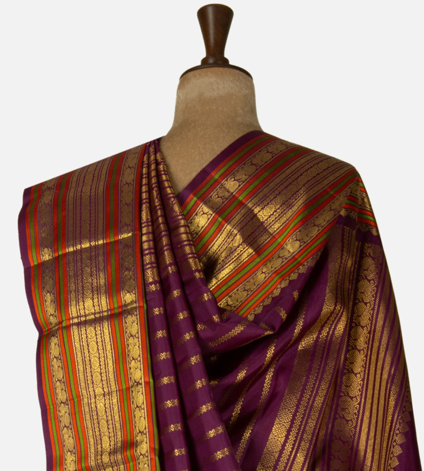 deep-creme-kanchipuram-silk-saree-d12141849-c