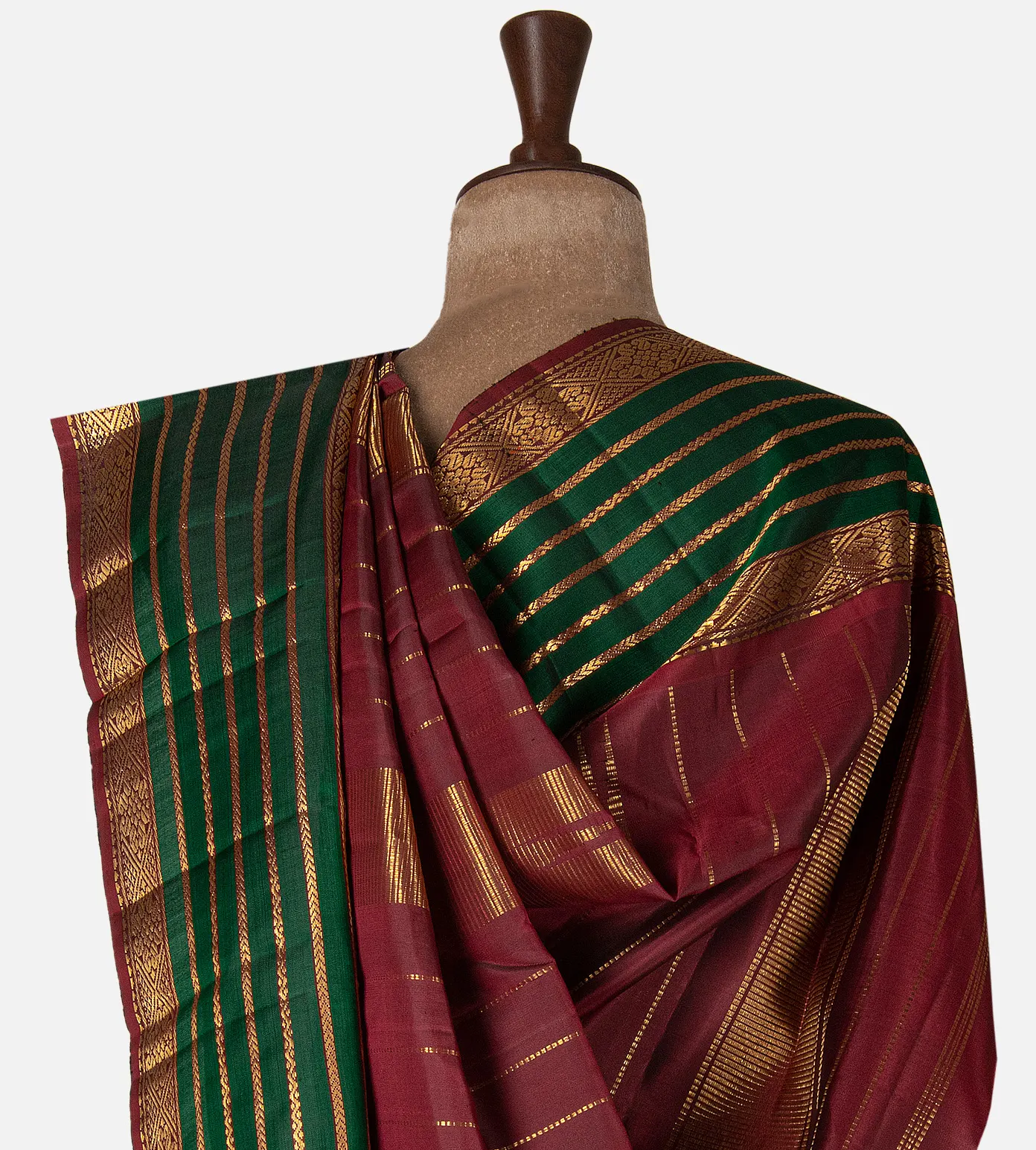 yellow-kanchipuram-silk-saree-e01144663-c