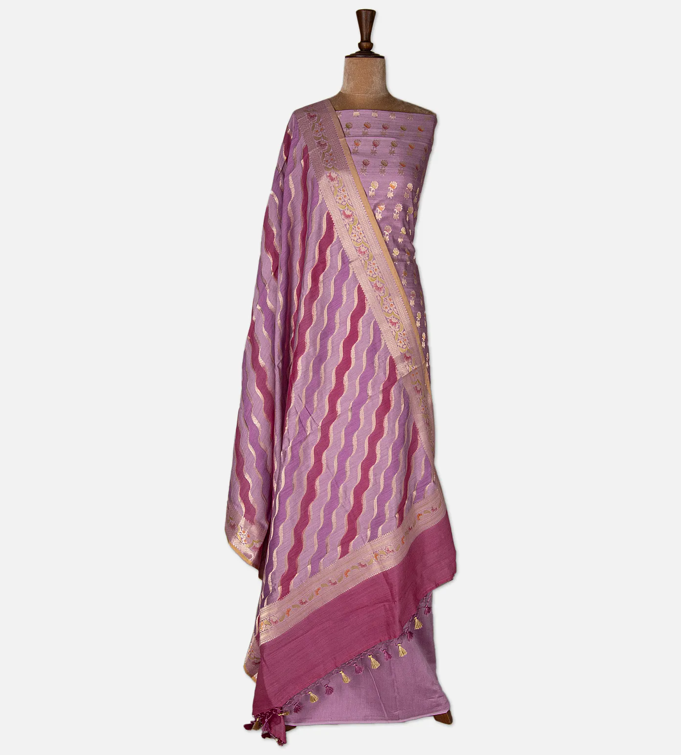 d12140359-d12140359-b